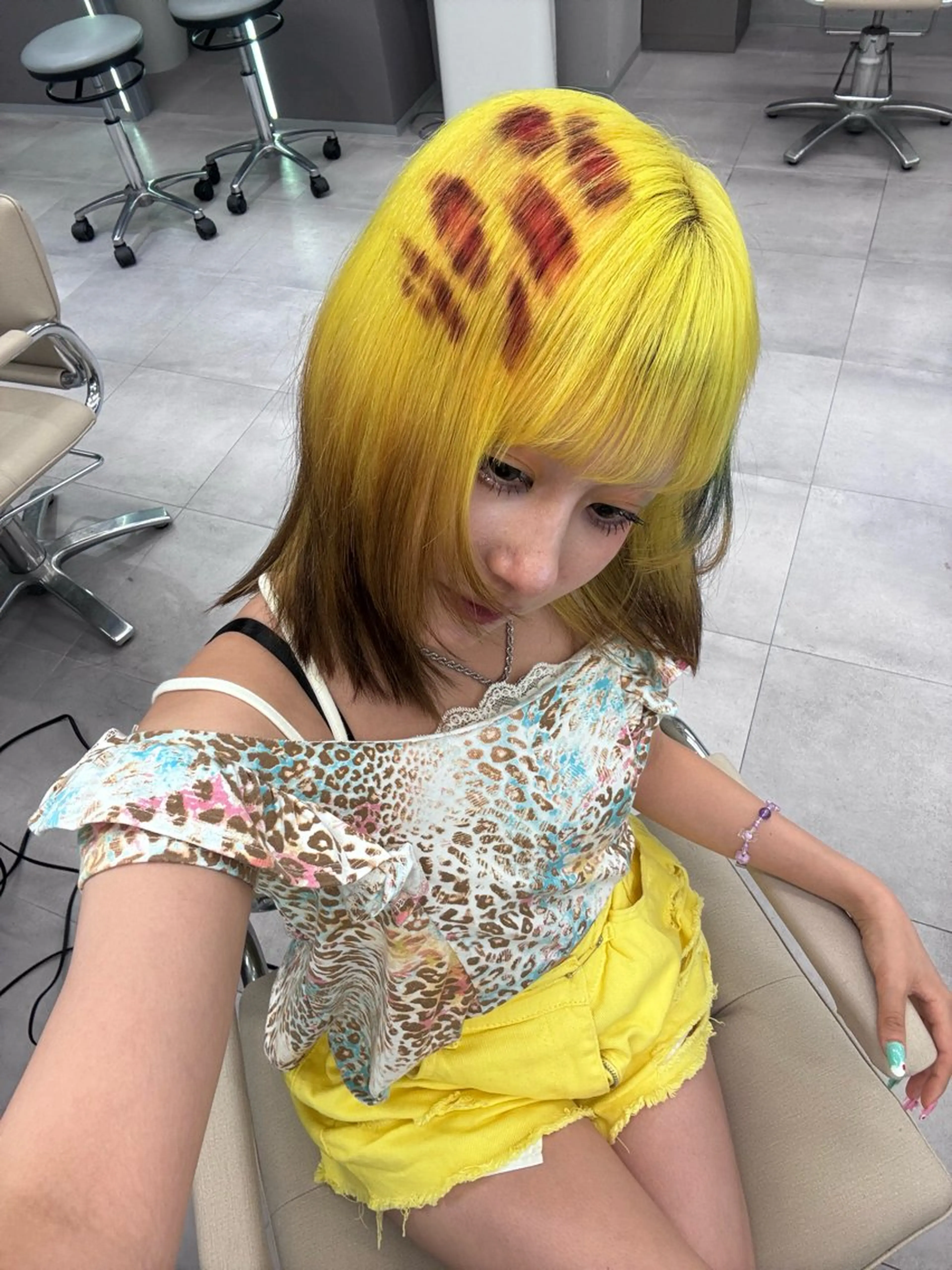 ミディアム カラー デザインカラー ヘアカラー 名古屋／デザイン／ ブリーチ/松井亮磨のヘアスタイル