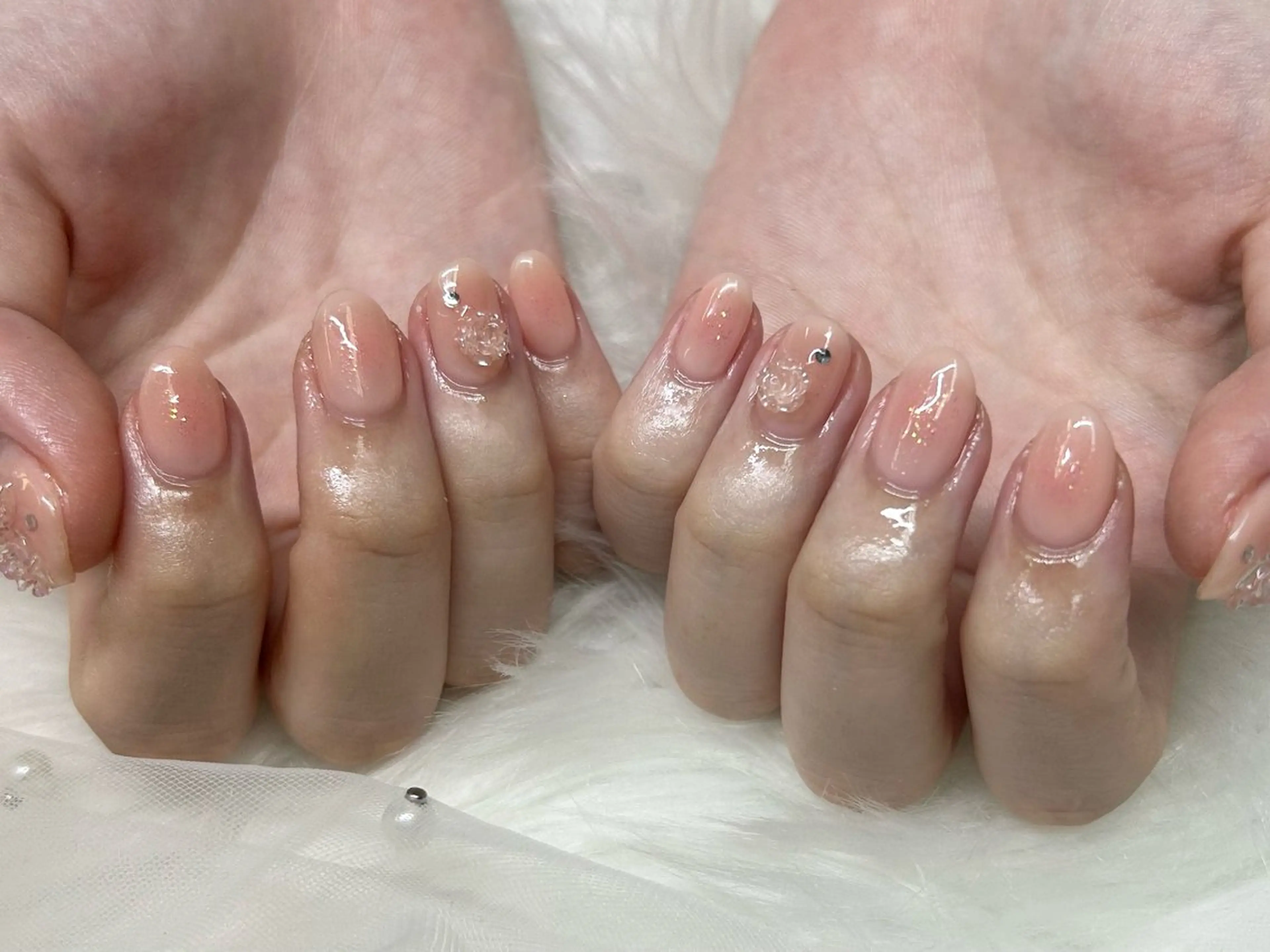 ネイル チークネイル 韓国ネイル ワンホンネイル Lusso Nozomiのネイルデザイン