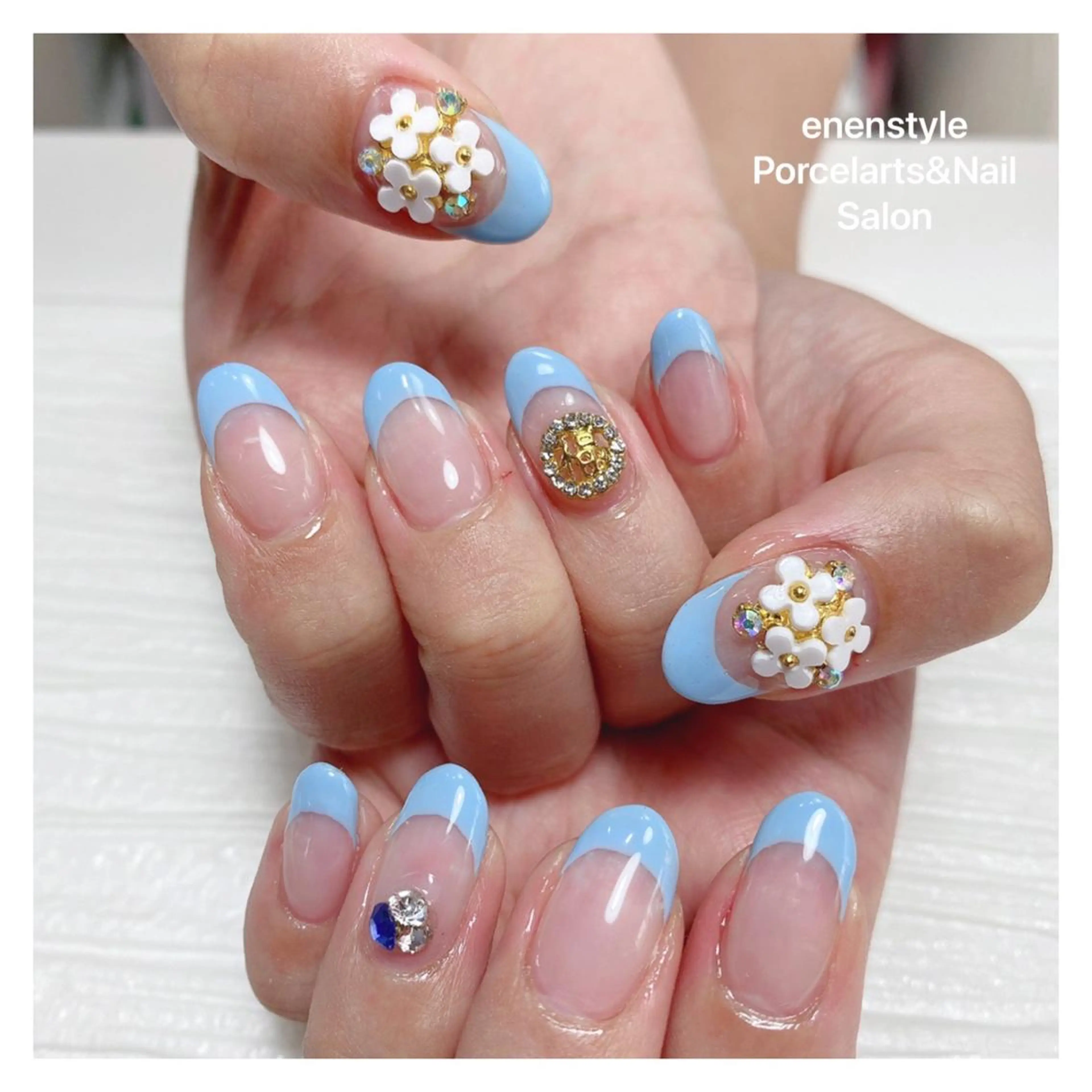 ミディアム ネイル 👑enen style👑のネイルデザイン