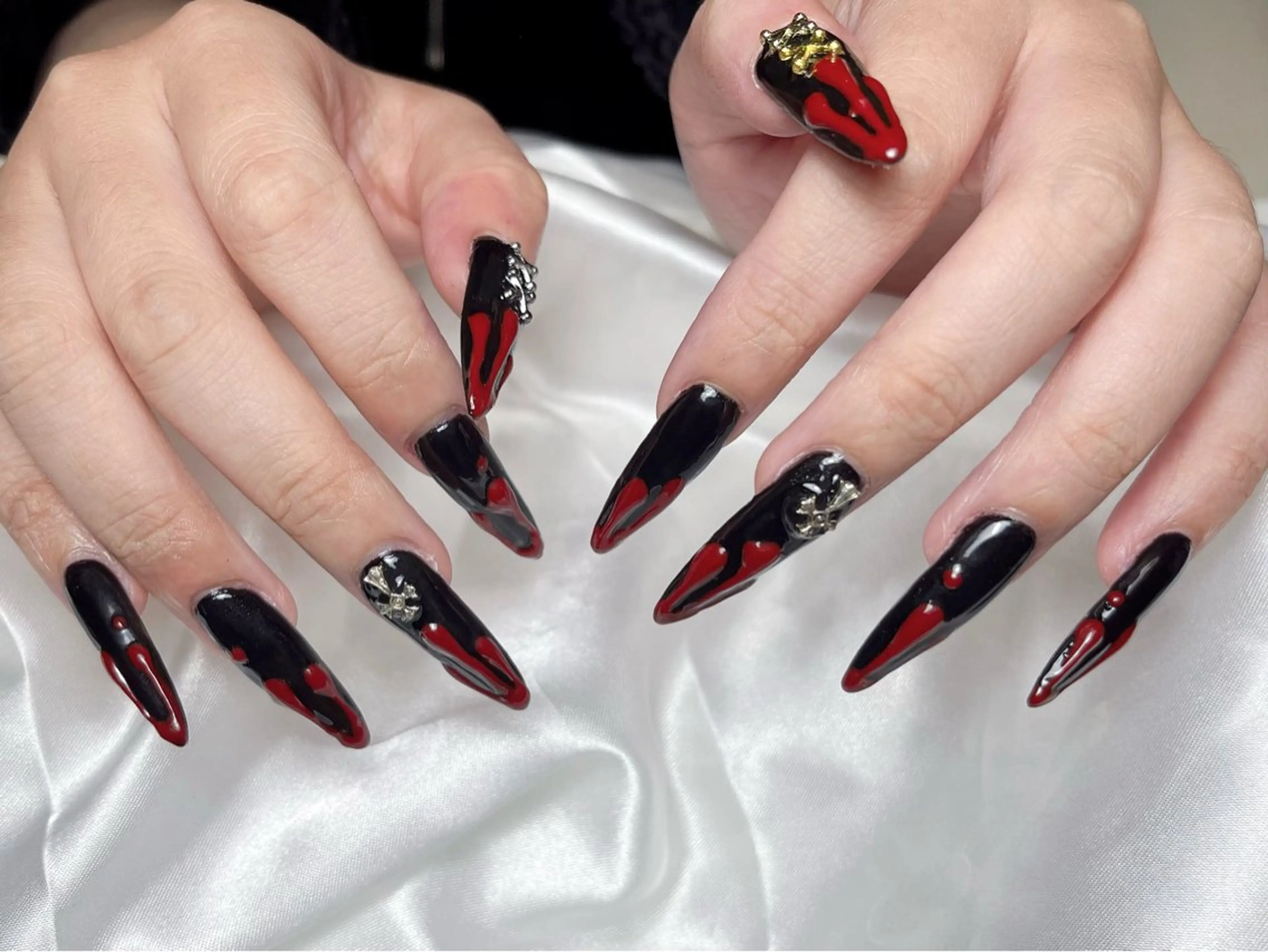 ネイル アートネイル チークネイル フラッシュネイル 韓国ネイル マグネットネイル ハンドネイル Rs nail 新宿西口のネイルデザイン