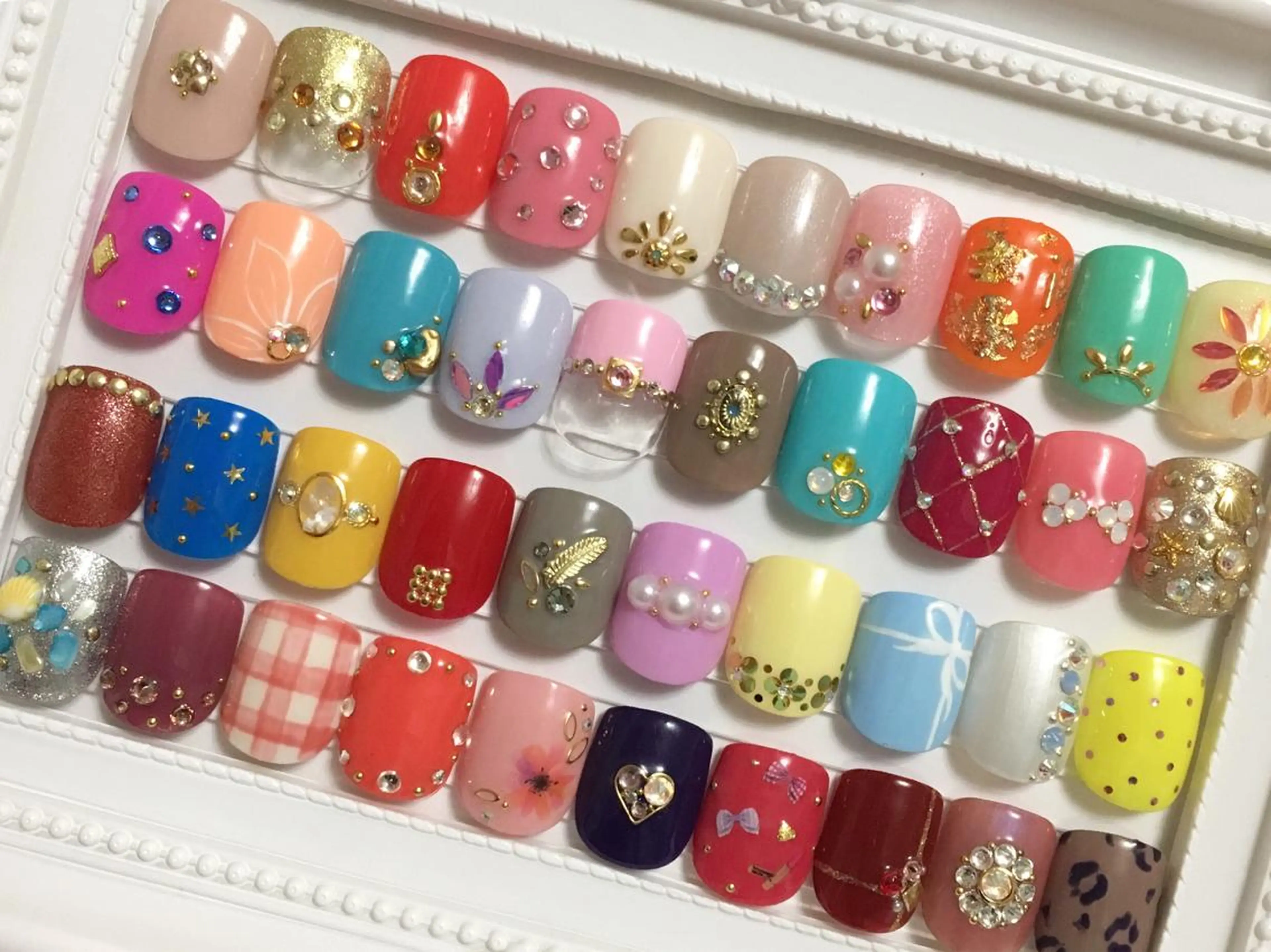 【12月限定】フット/ワンカラー親指アート2本付き(アートなしも可)の写真