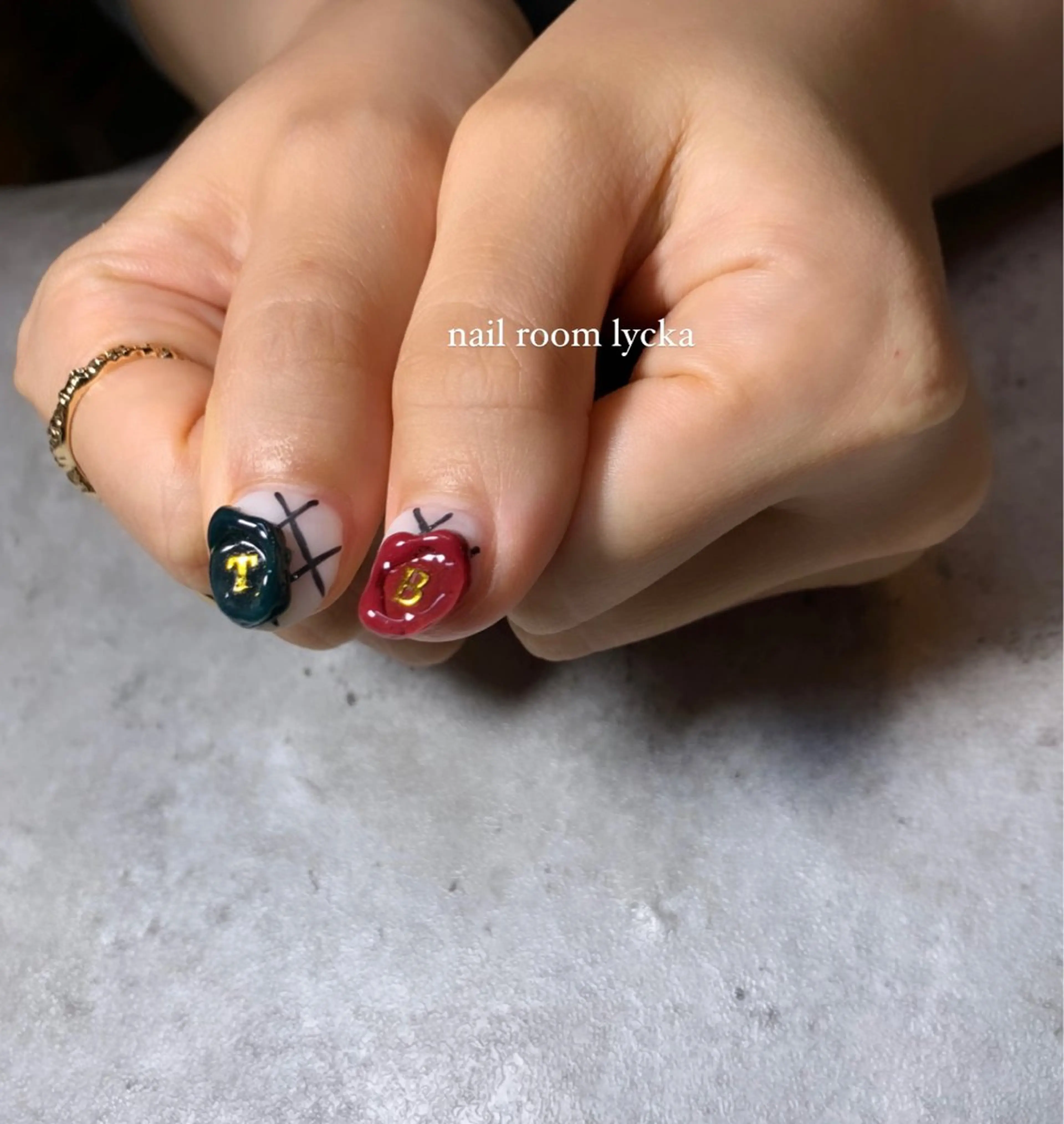 ネイル ﾈｲﾙﾙｰﾑﾘｯｶ 𝐦𝐚𝐲𝐮のネイルデザイン