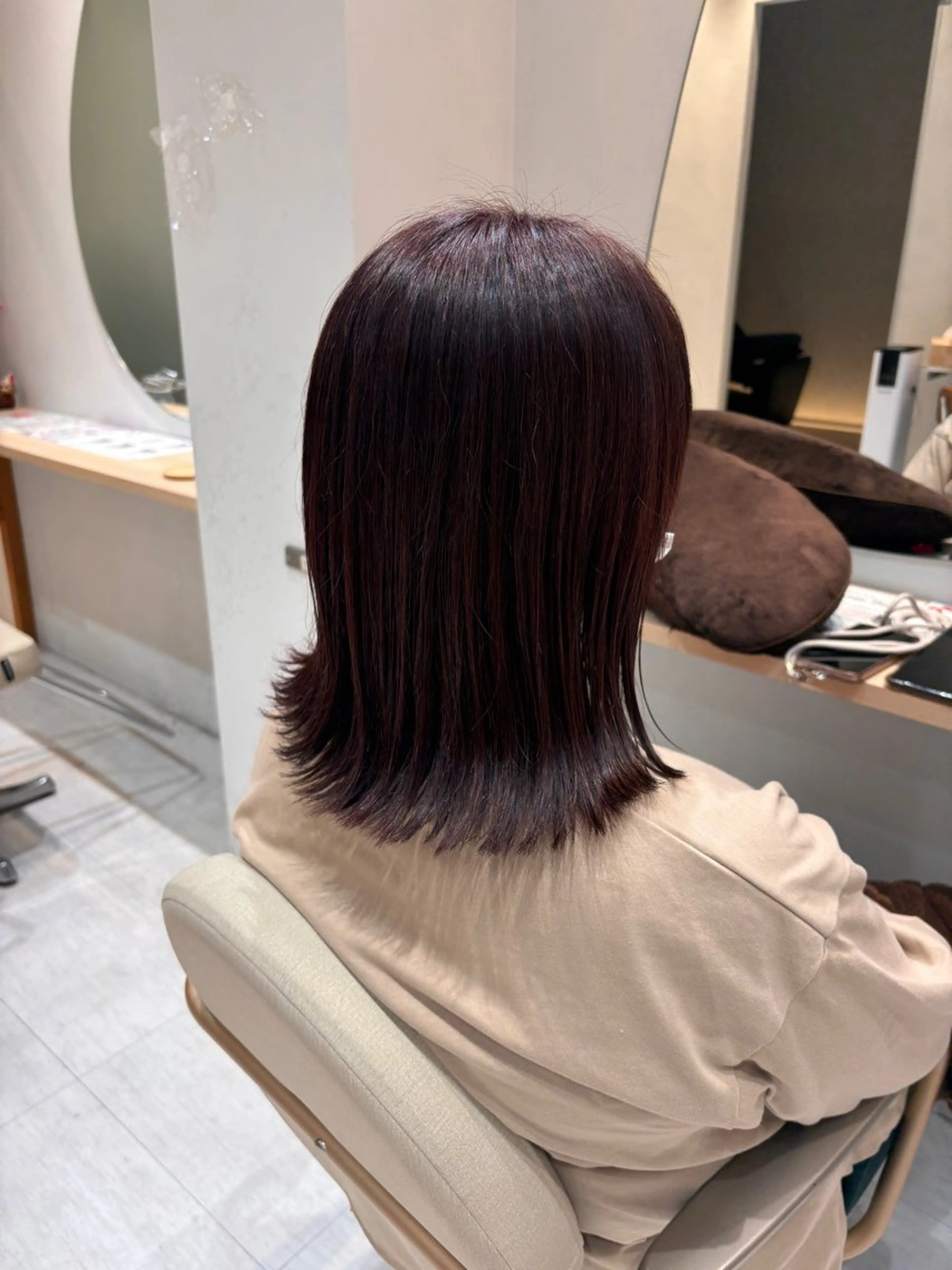 ミディアム カラー ブラウンカラー ピンクカラー ピンクブラウン 小林 琉花のヘアスタイル