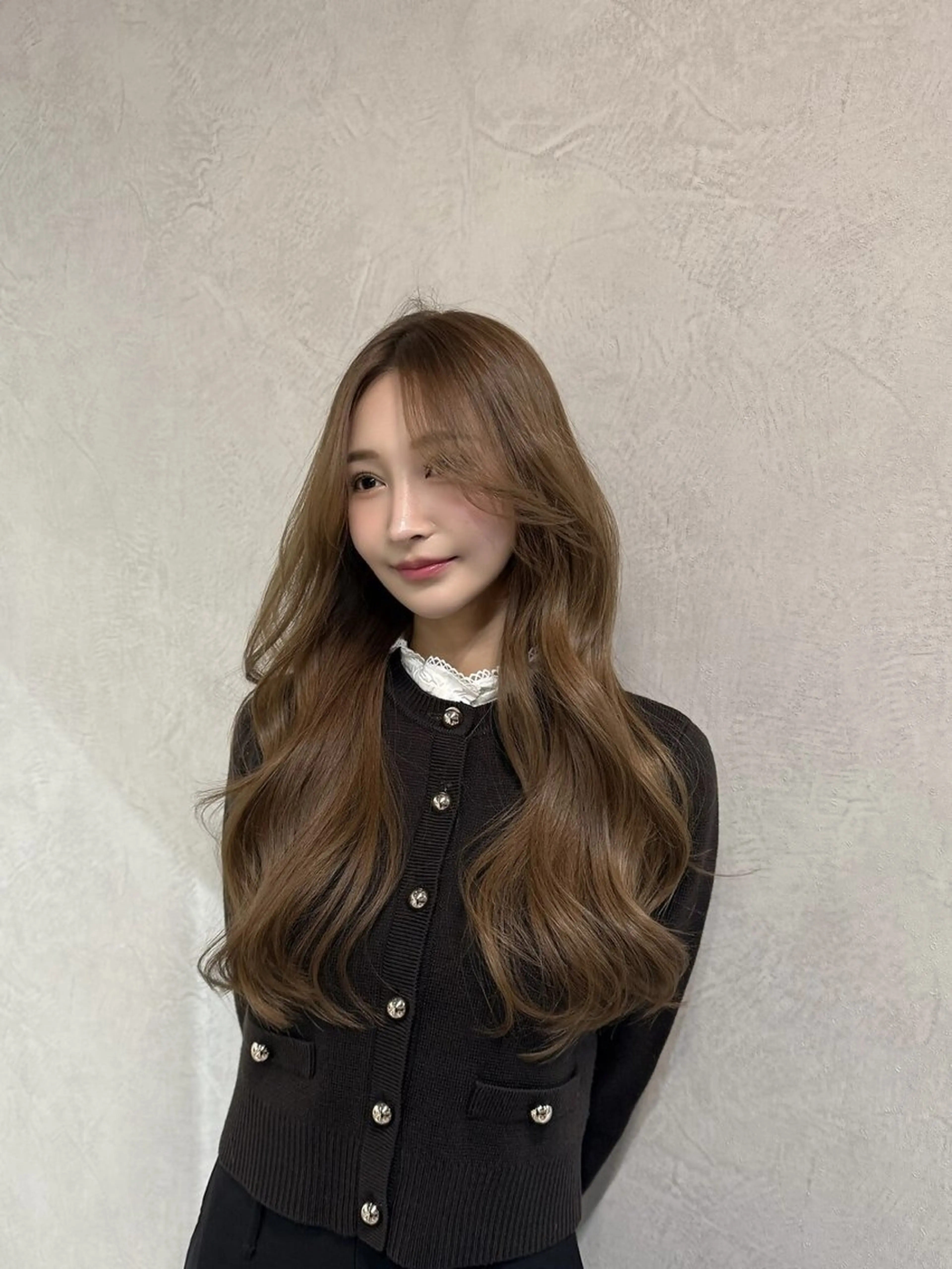 ロング カット トリートメント Maison髪質改善 レイヤー/ハイトーンのヘアスタイル