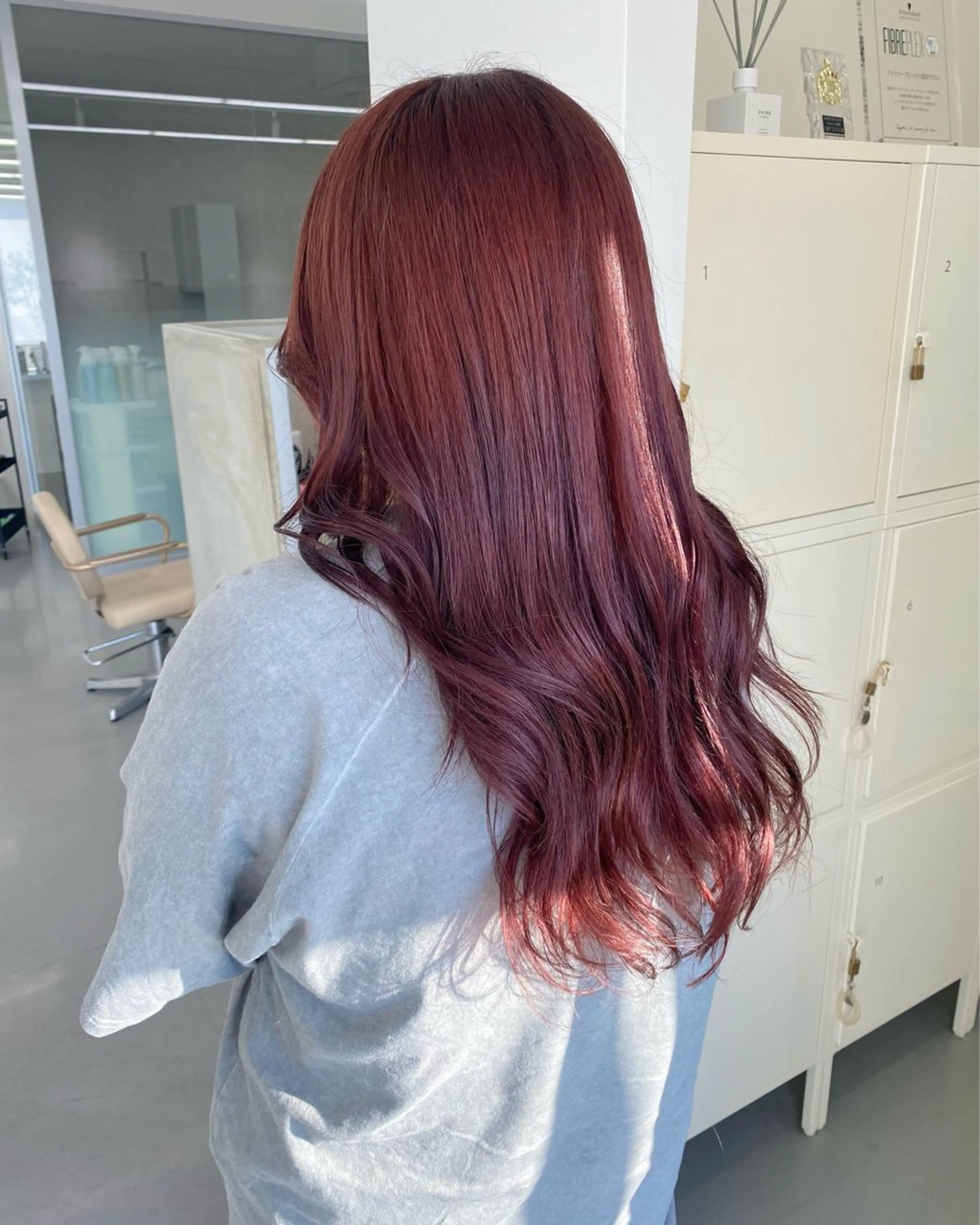 ロング 丸山 純奈のヘアスタイル