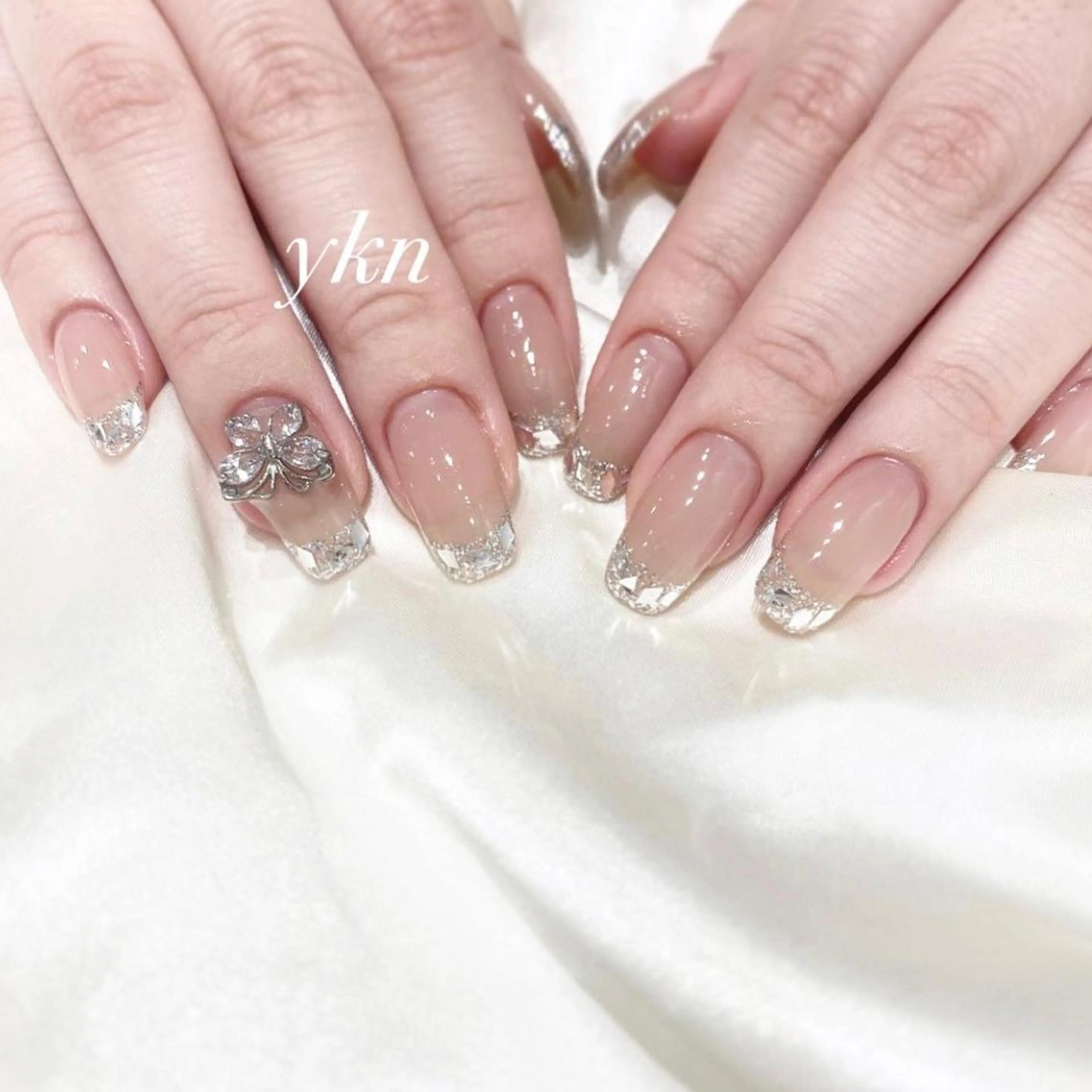 ネイル ハンドネイル melMoon .のネイルデザイン