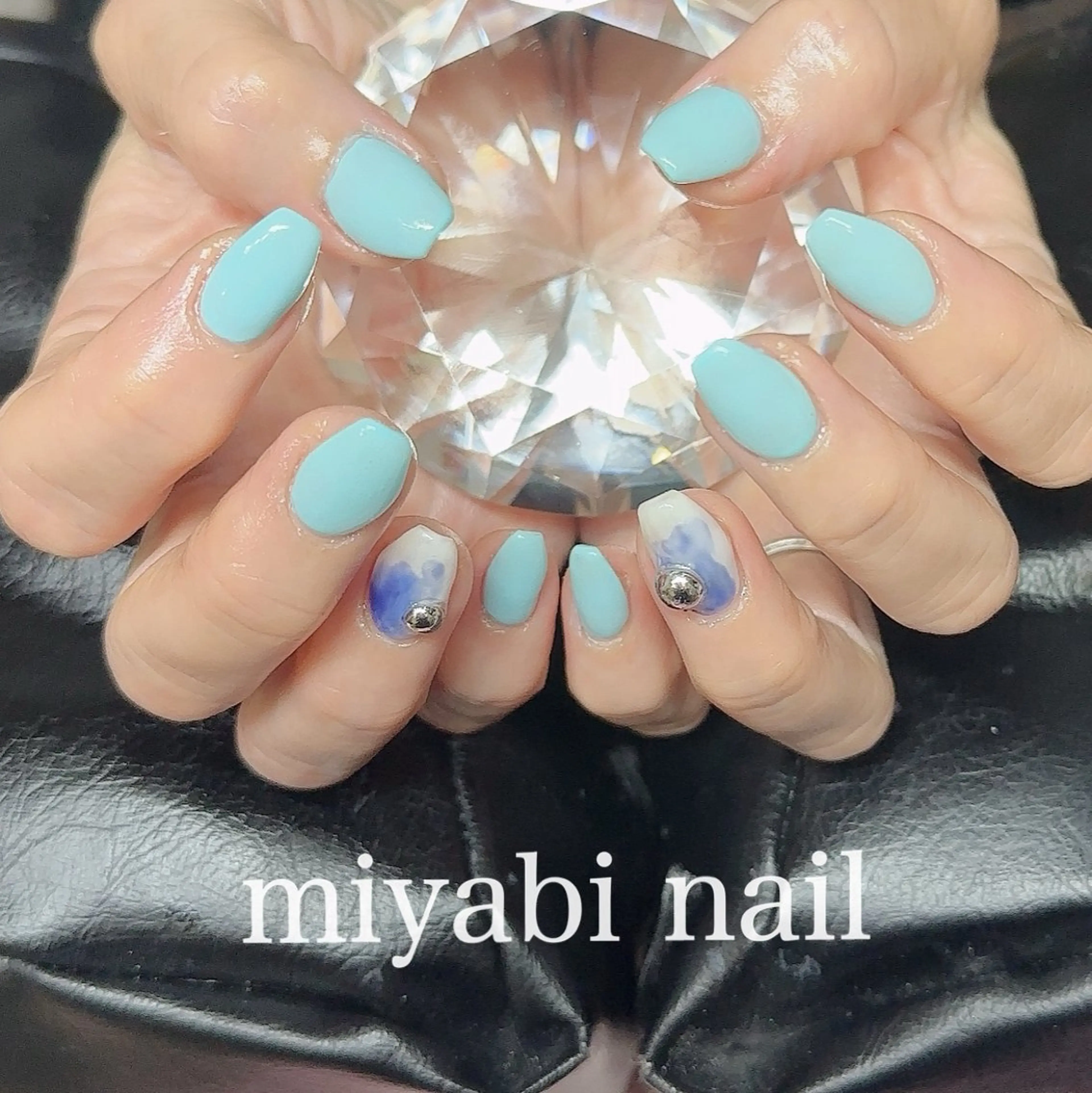 ネイル アートネイル グリーン 持ち込み ニュアンスネイル パステルネイル ハンドネイル miyabi nail 桂川駅近くのネイルデザイン