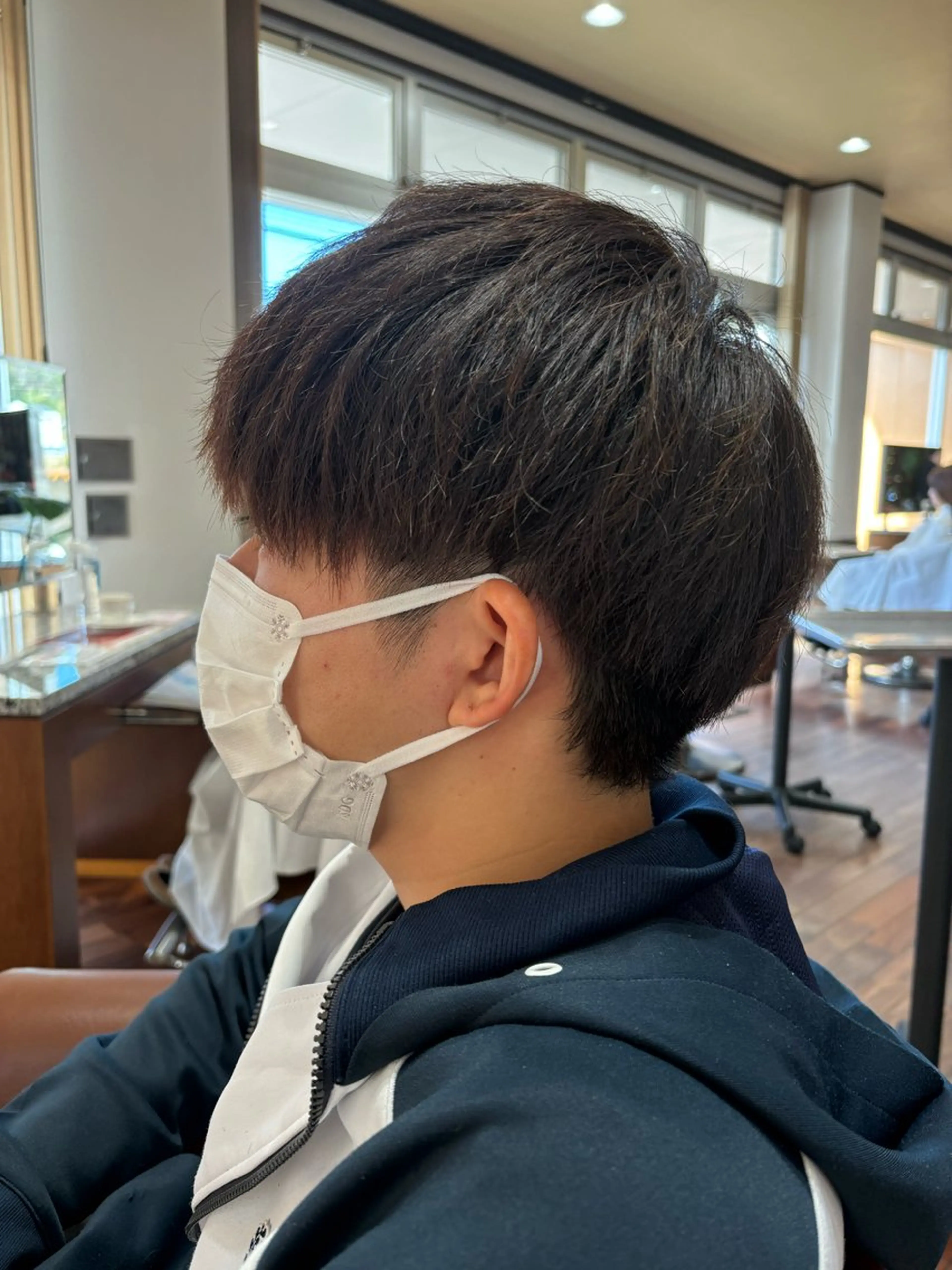 ミディアム 矢藤 豪晃のヘアスタイル