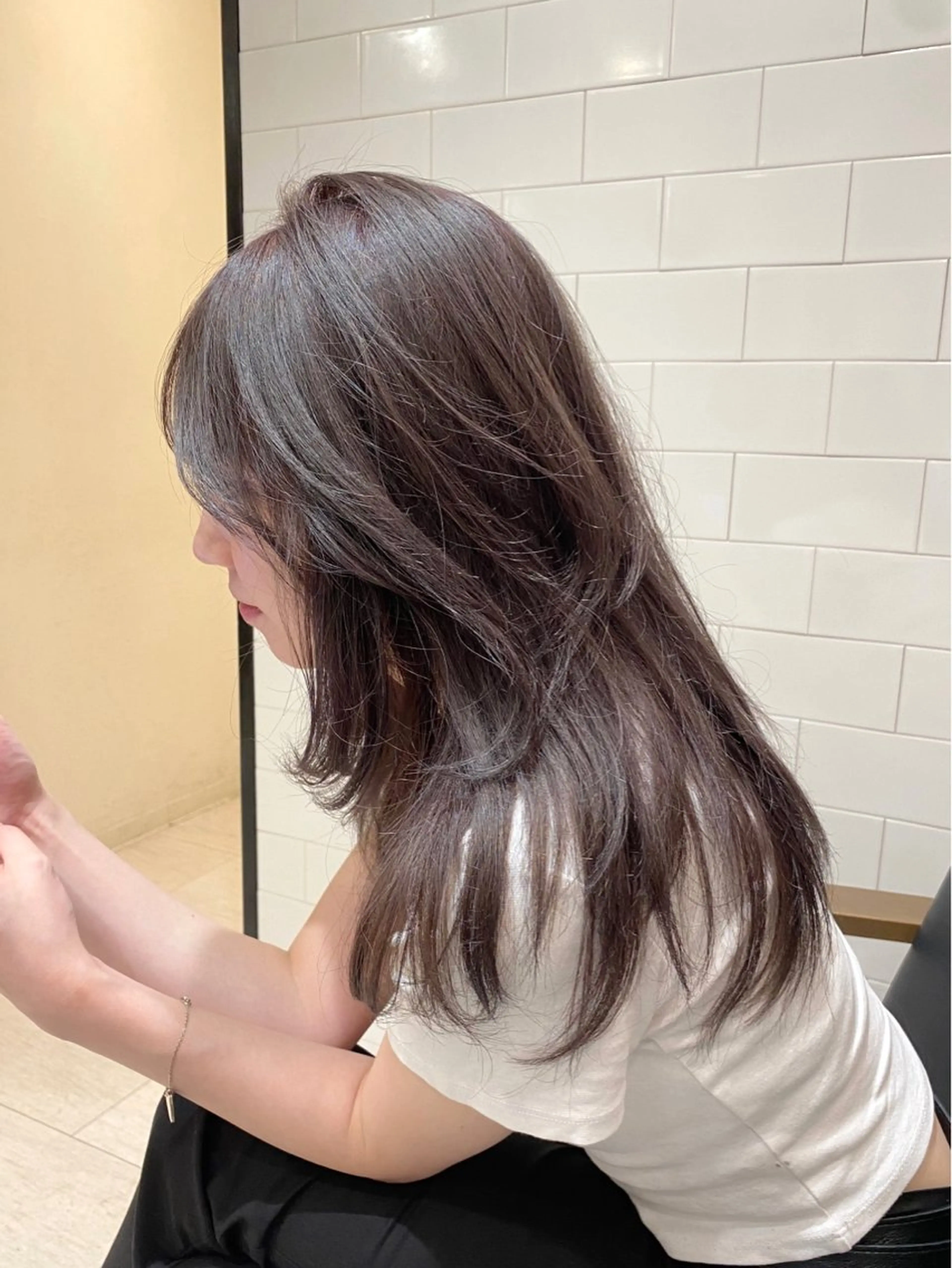 ロング 顔周りカット 韓国風ヘア レイヤーカット ロング カット ヘアカラー 韓国トレンドヘア しゅーやのヘアスタイル