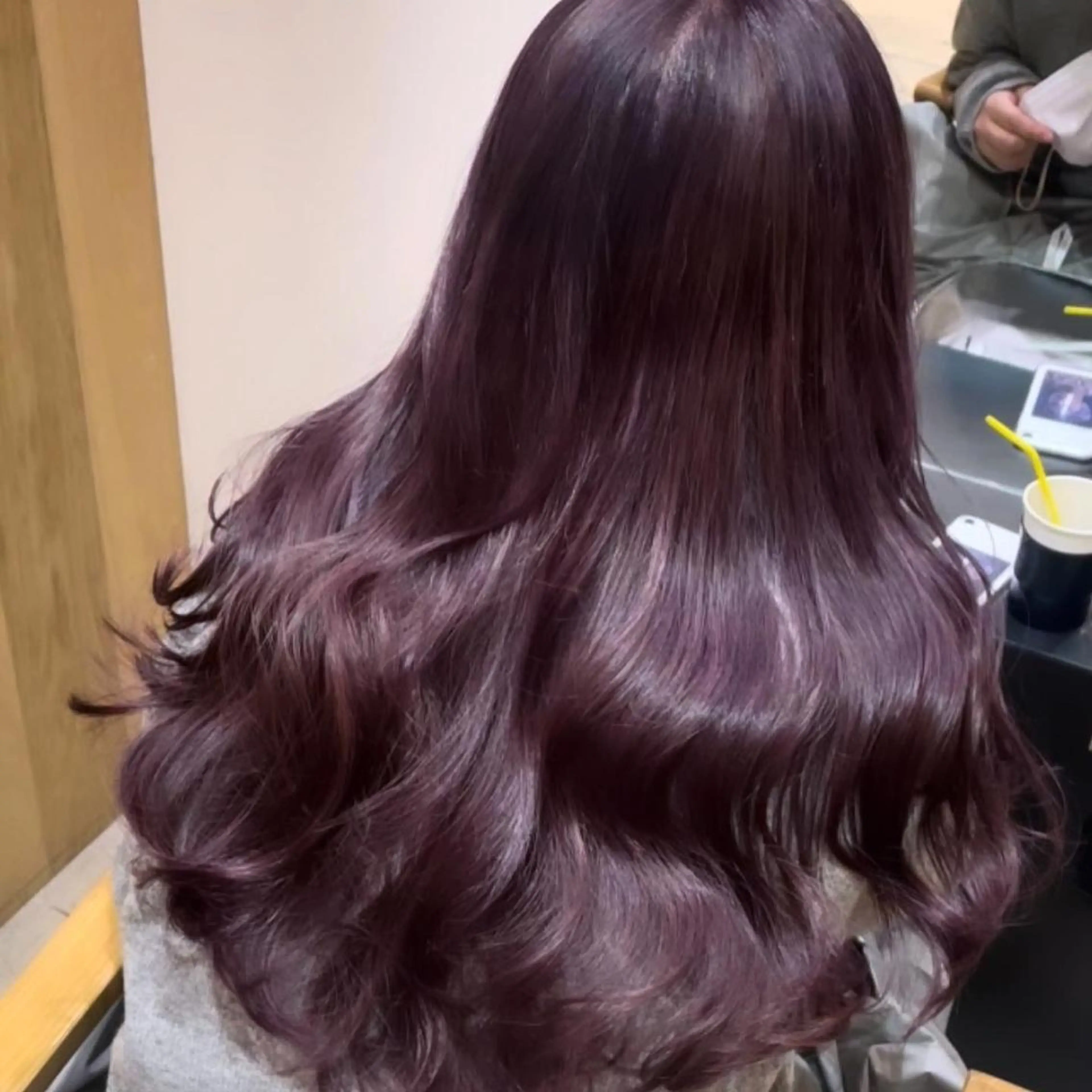 ロング カラー 🦋透明感カラー /ケアブリーチ🦋のヘアスタイル