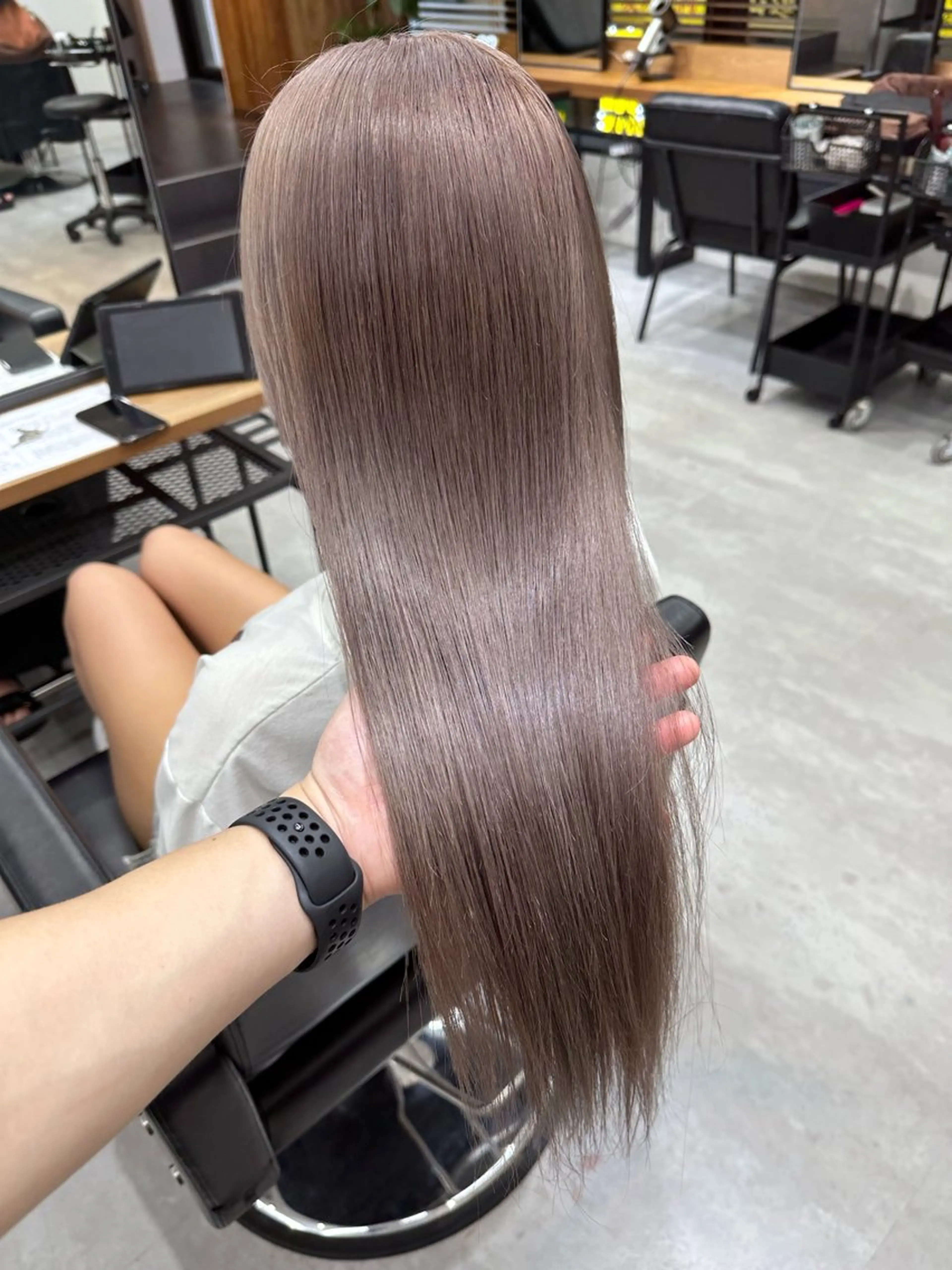 セミロング カラー アッシュ ダブルカラー グレージュ ハイトーンカラー KEISUKE/ 艶カラー🧡エクステのヘアスタイル