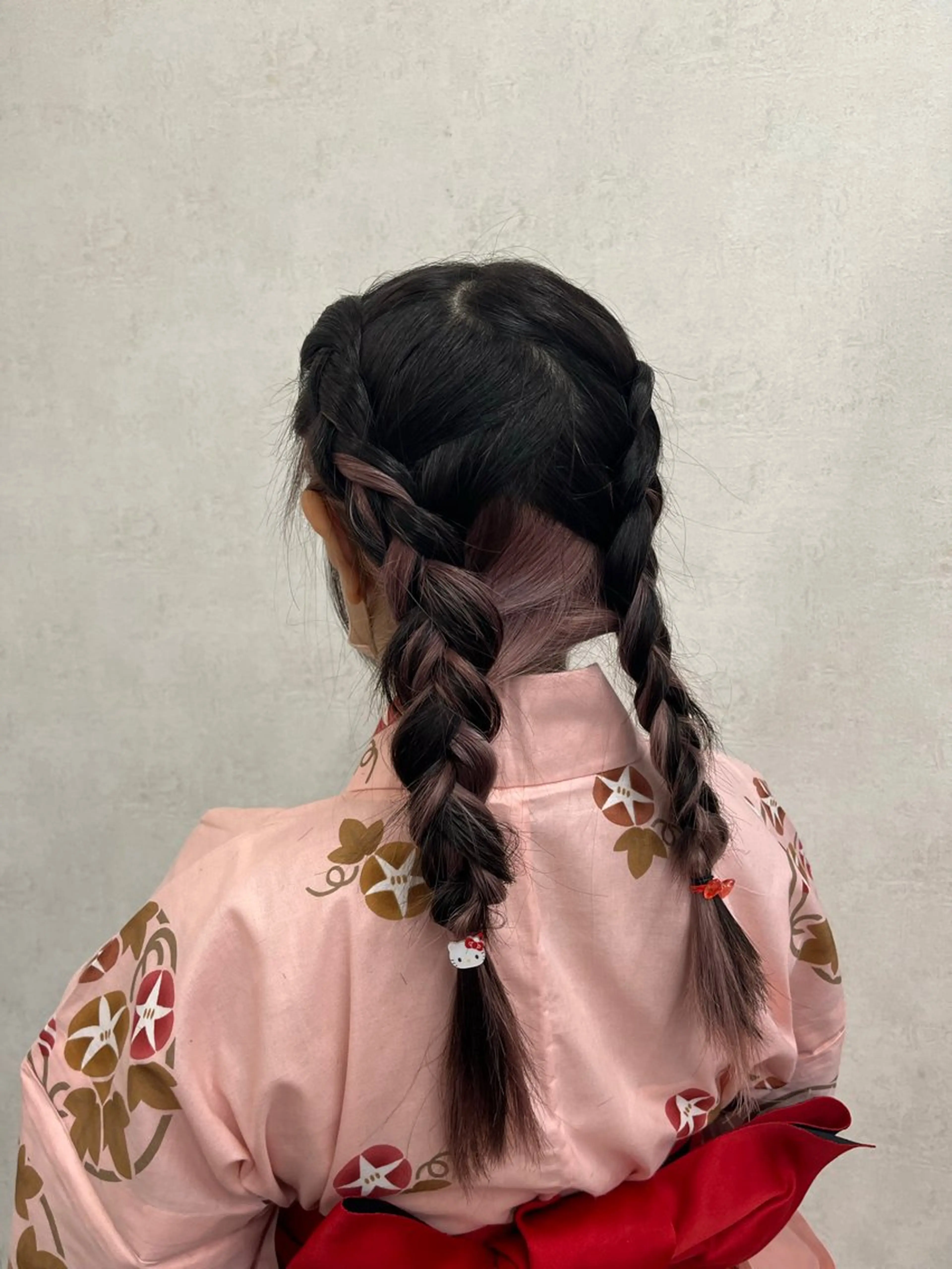 ヘアアレンジ 寒色 ♡ レイヤー ┊︎miyuのヘアスタイル