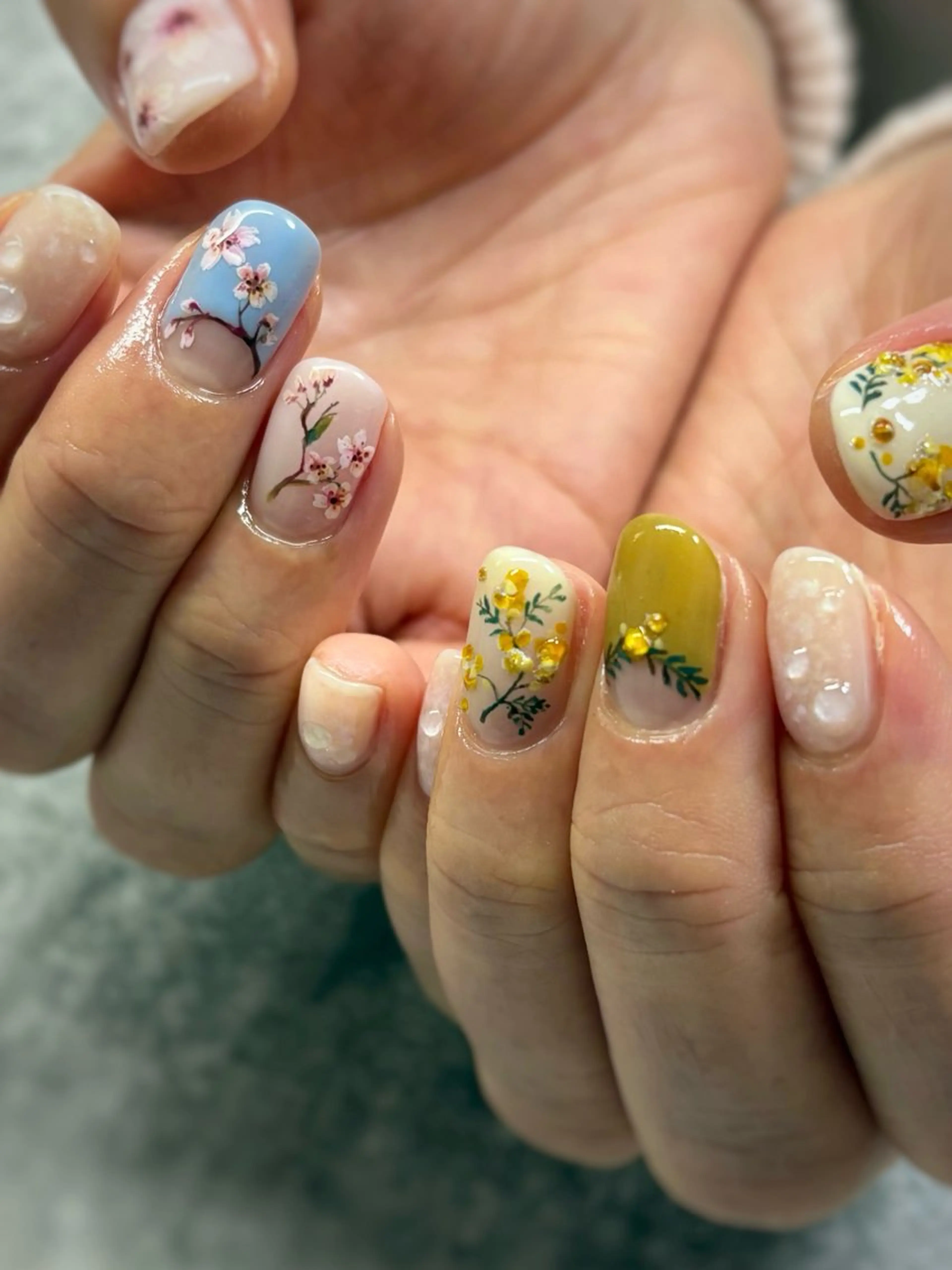 ネイル ハンドネイル FIORITURA Maikoのネイルデザイン