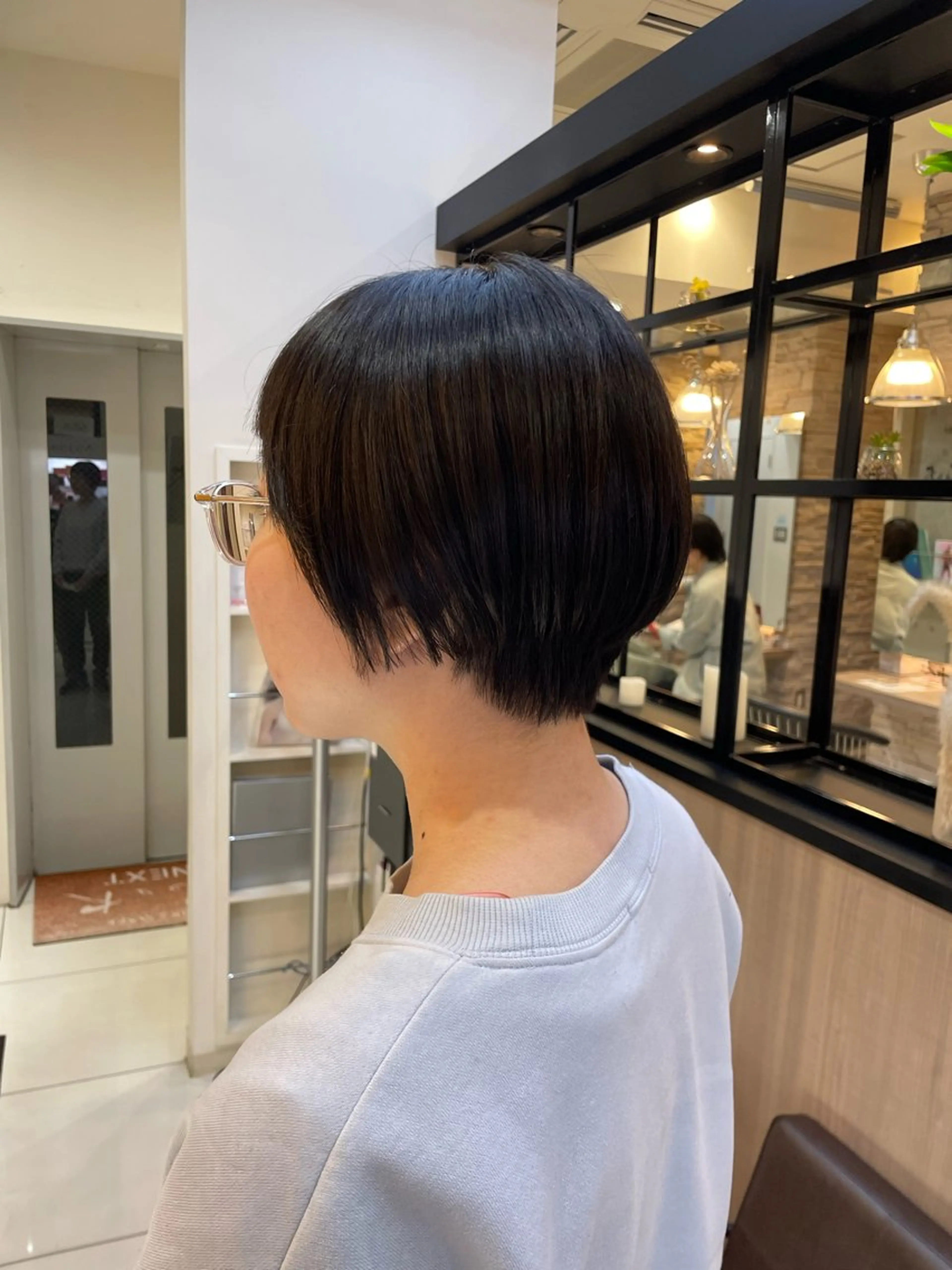 ショート mao♡ベージュ/ 顔周りカットのヘアスタイル