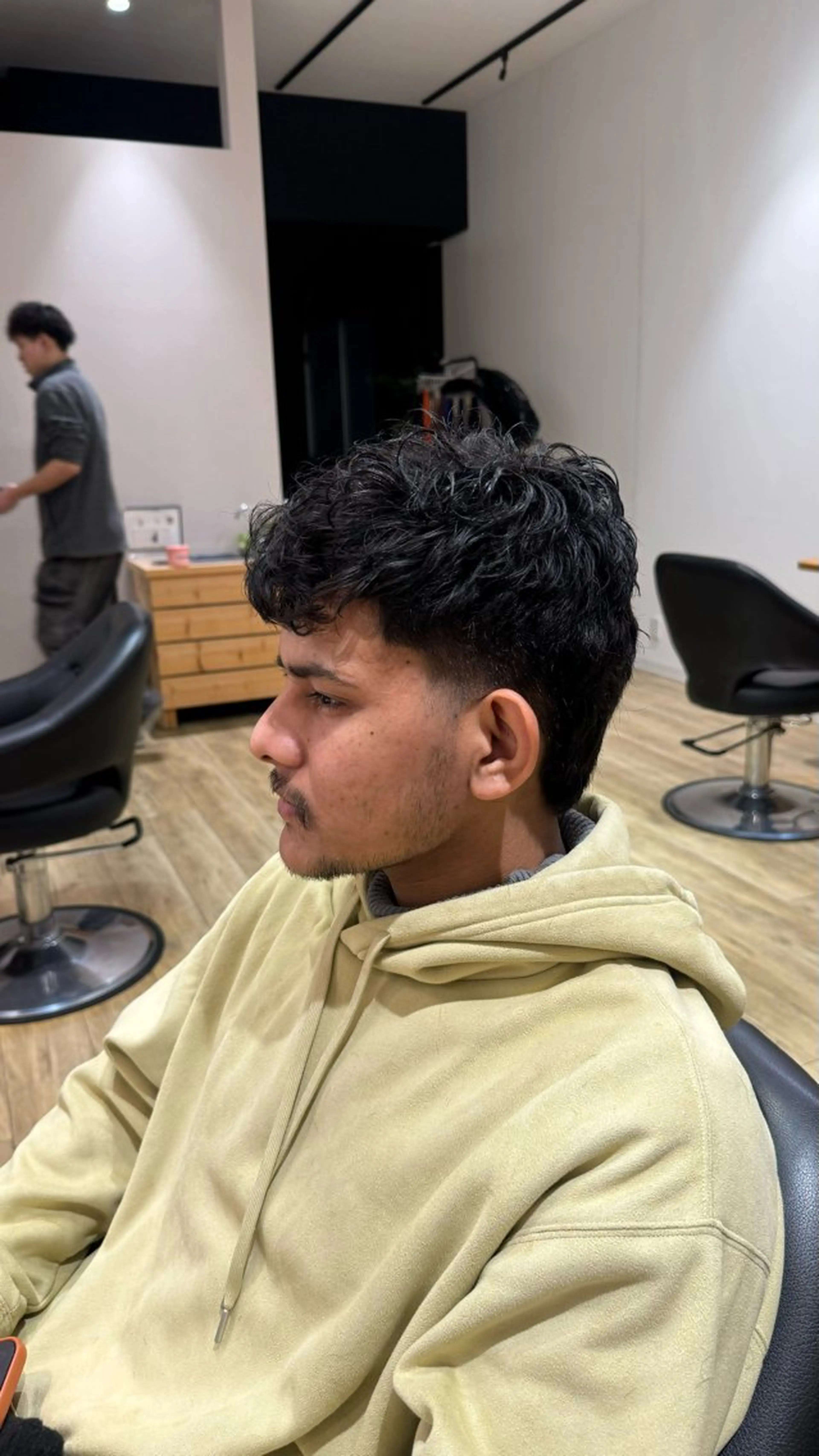 メンズ マレットヘア カット 山脇 郁叶のヘアスタイル