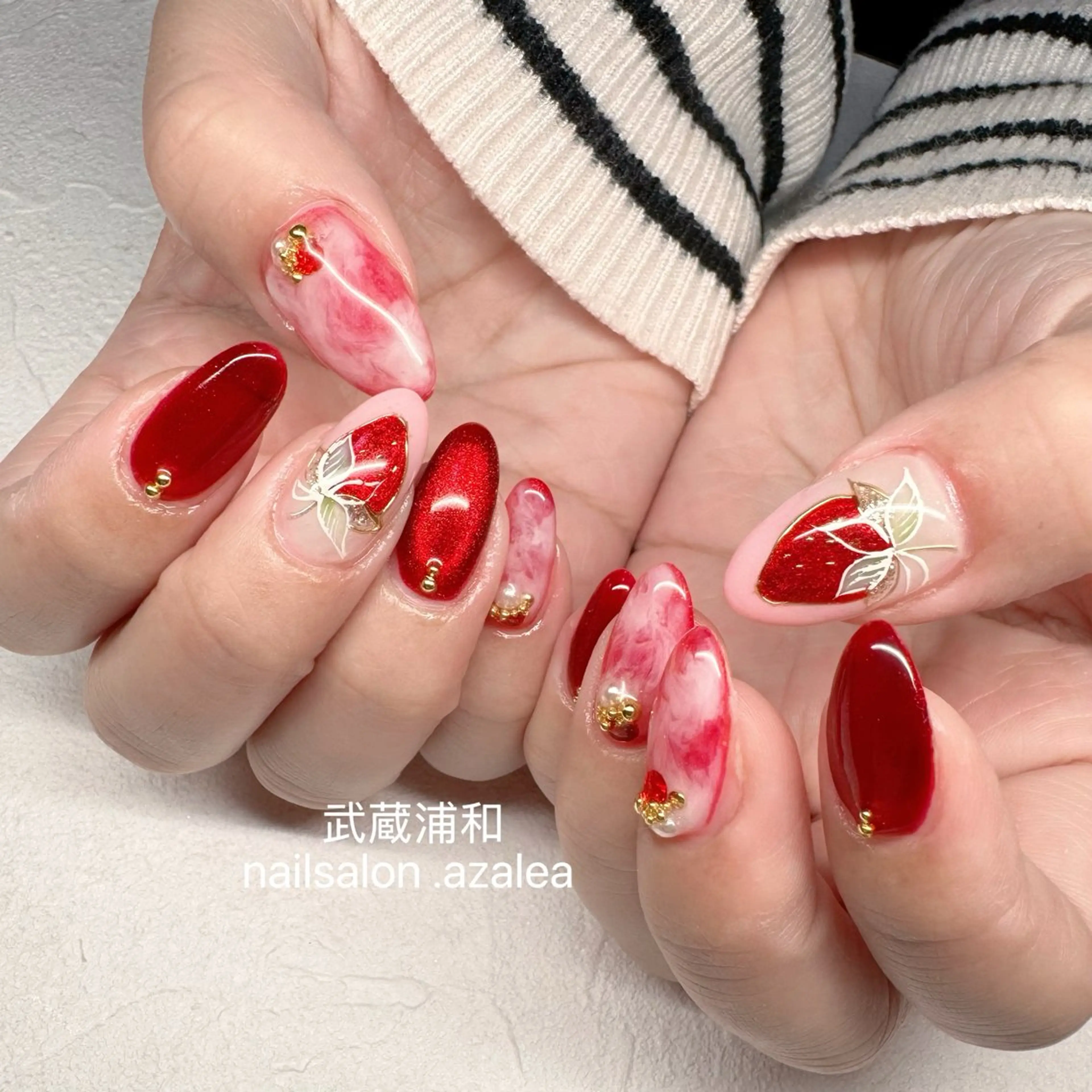 ネイル ハンドネイル R inのネイルデザイン