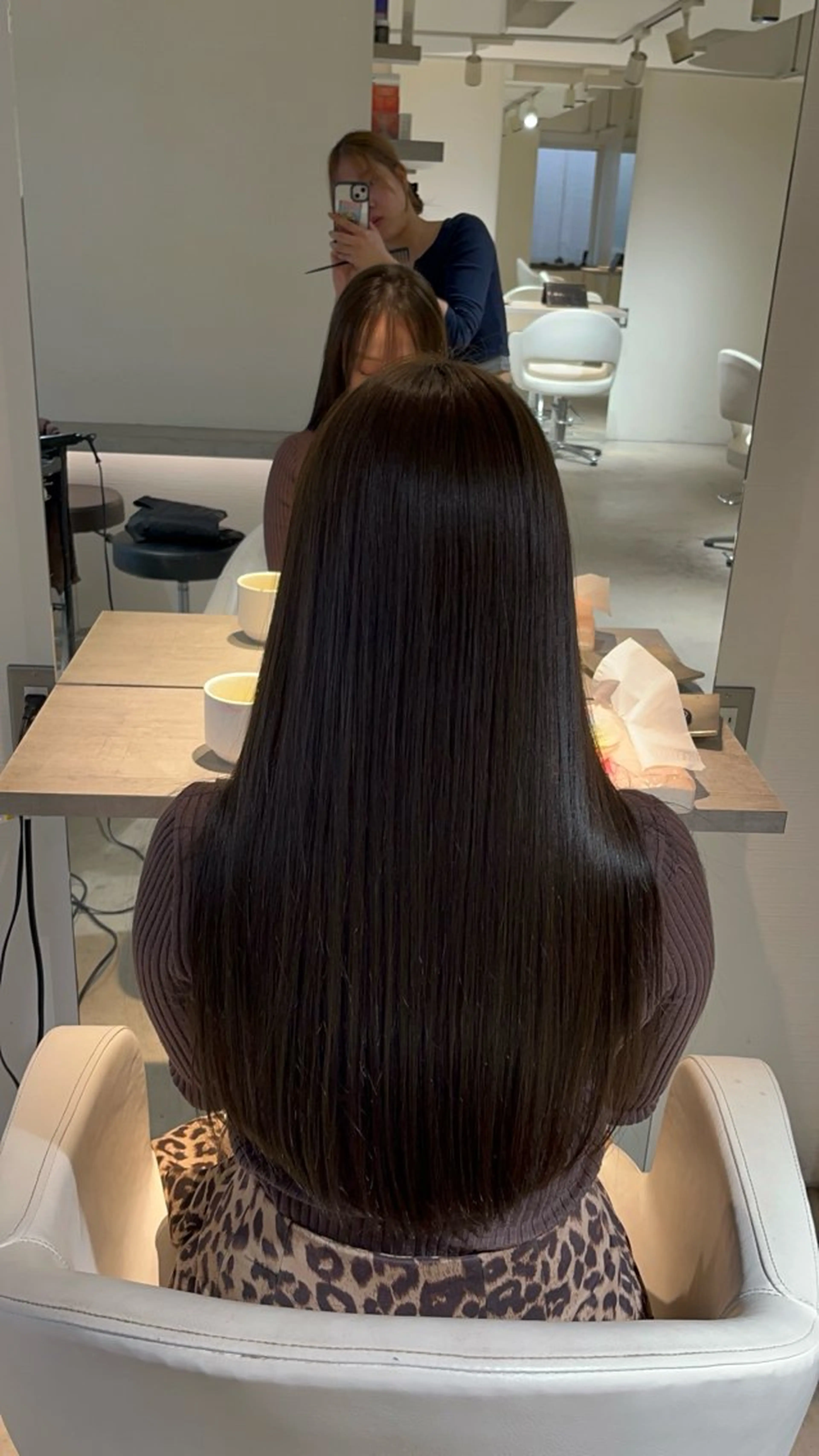 セミロング 髪質改善 似合わせカット ヘアカラー トリートメント ヘッドスパ ♥️透明感×抜け感 ベージュ/佑珠♥️のヘアスタイル