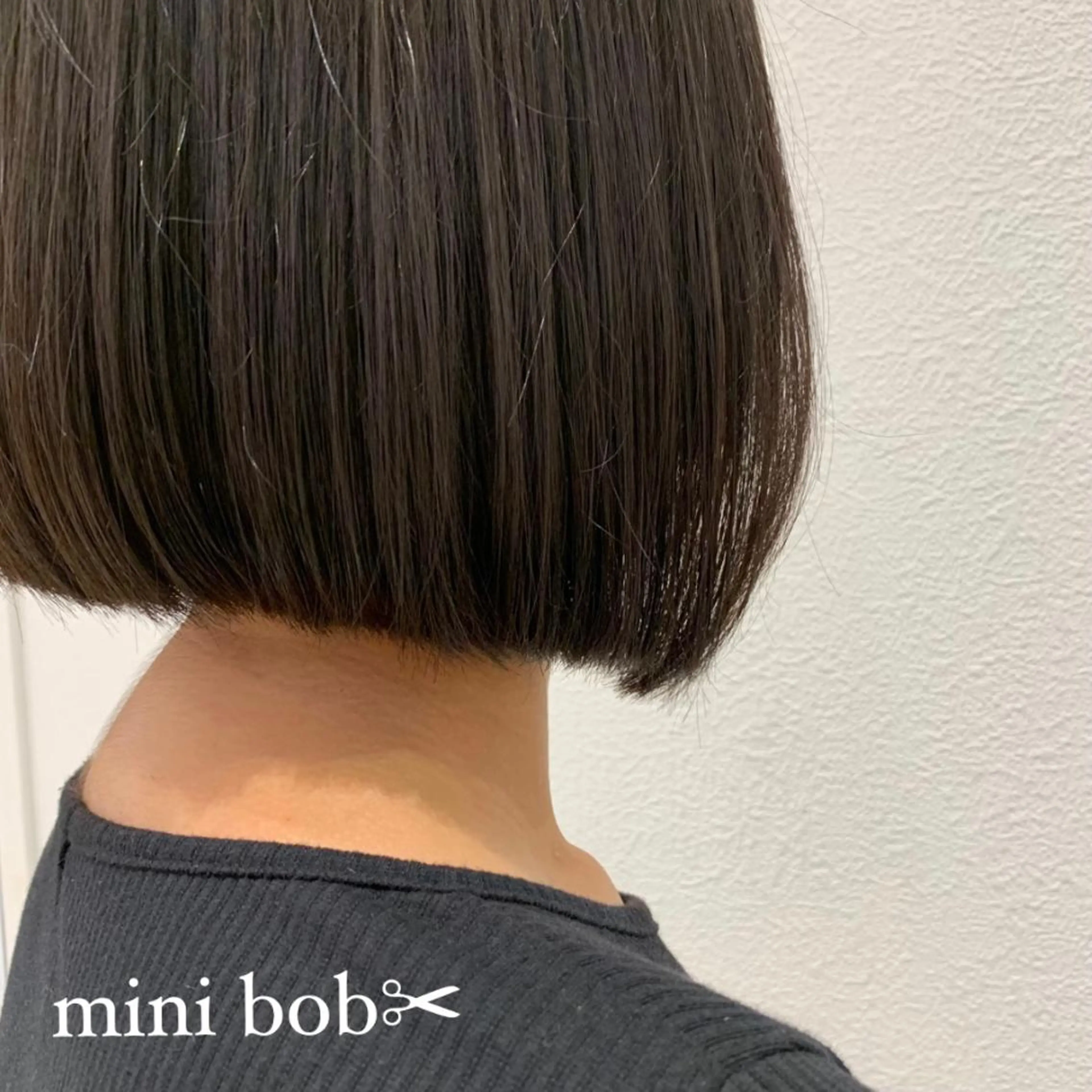 ショート カット 🦋　大塚 絢　🦋のヘアスタイル