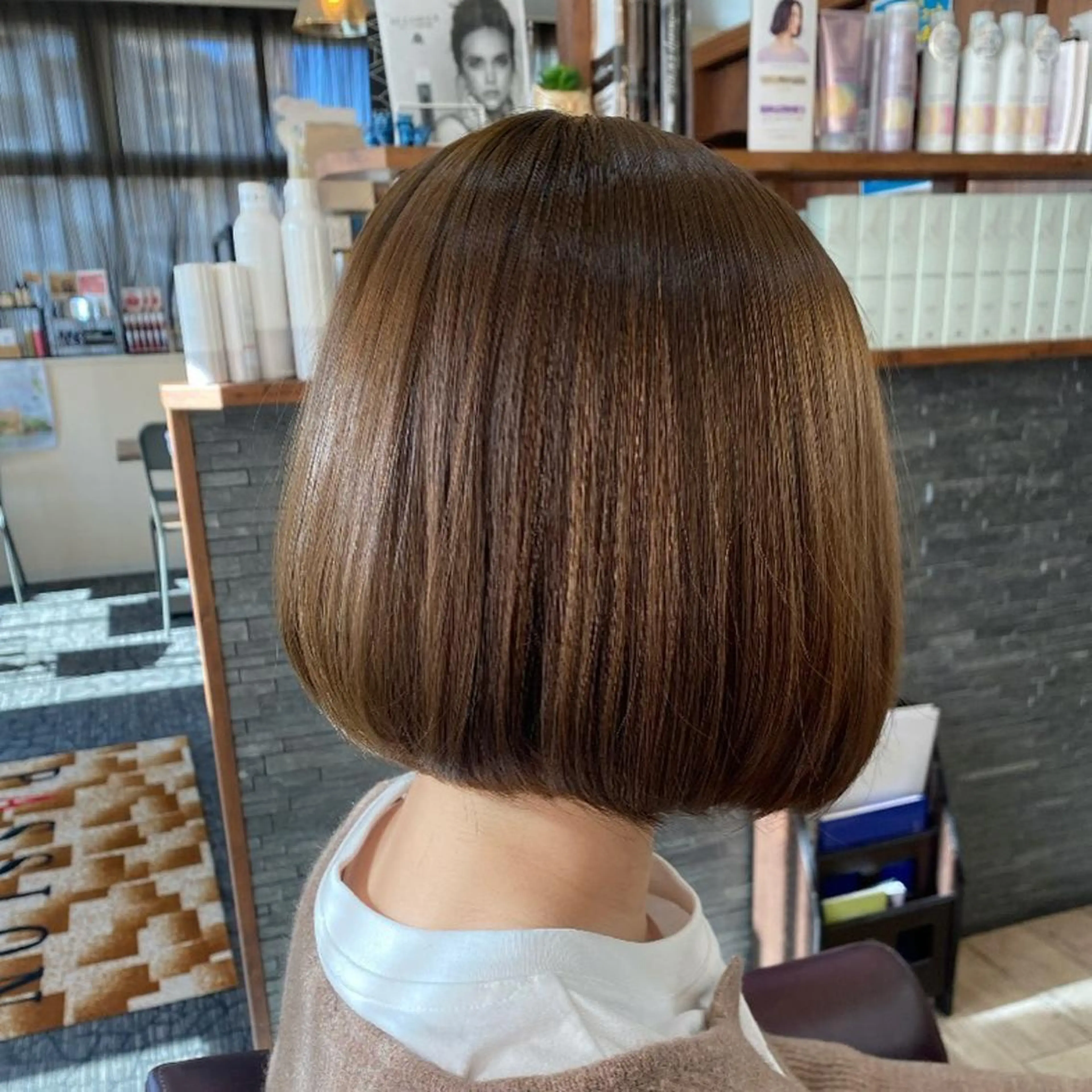 セミロング 加藤 実穂のヘアスタイル