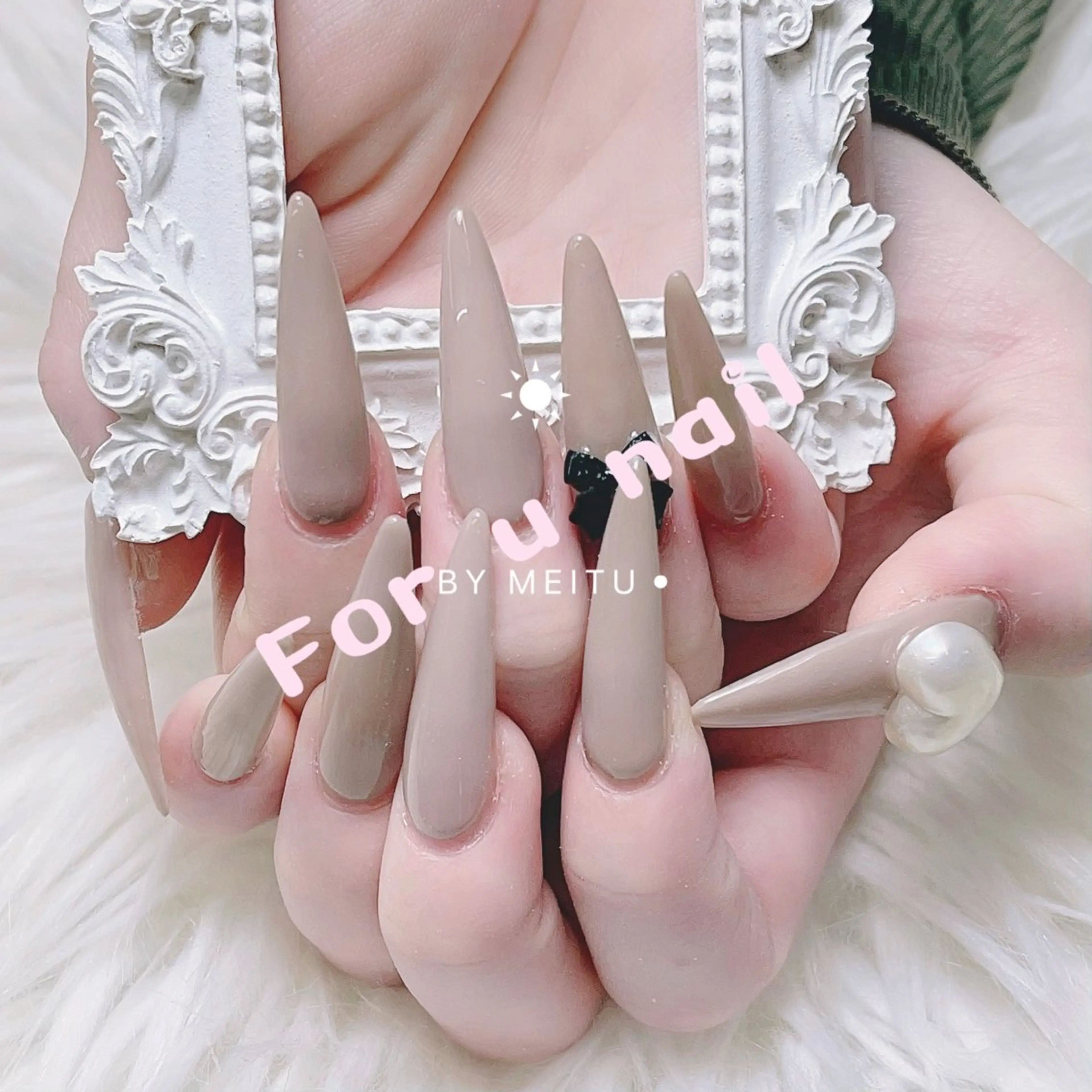 メンズ ネイル アートネイル フレンチネイル ジェルネイル キラキラネイル パラジェル Bloom スカルプ専門店のネイルデザイン