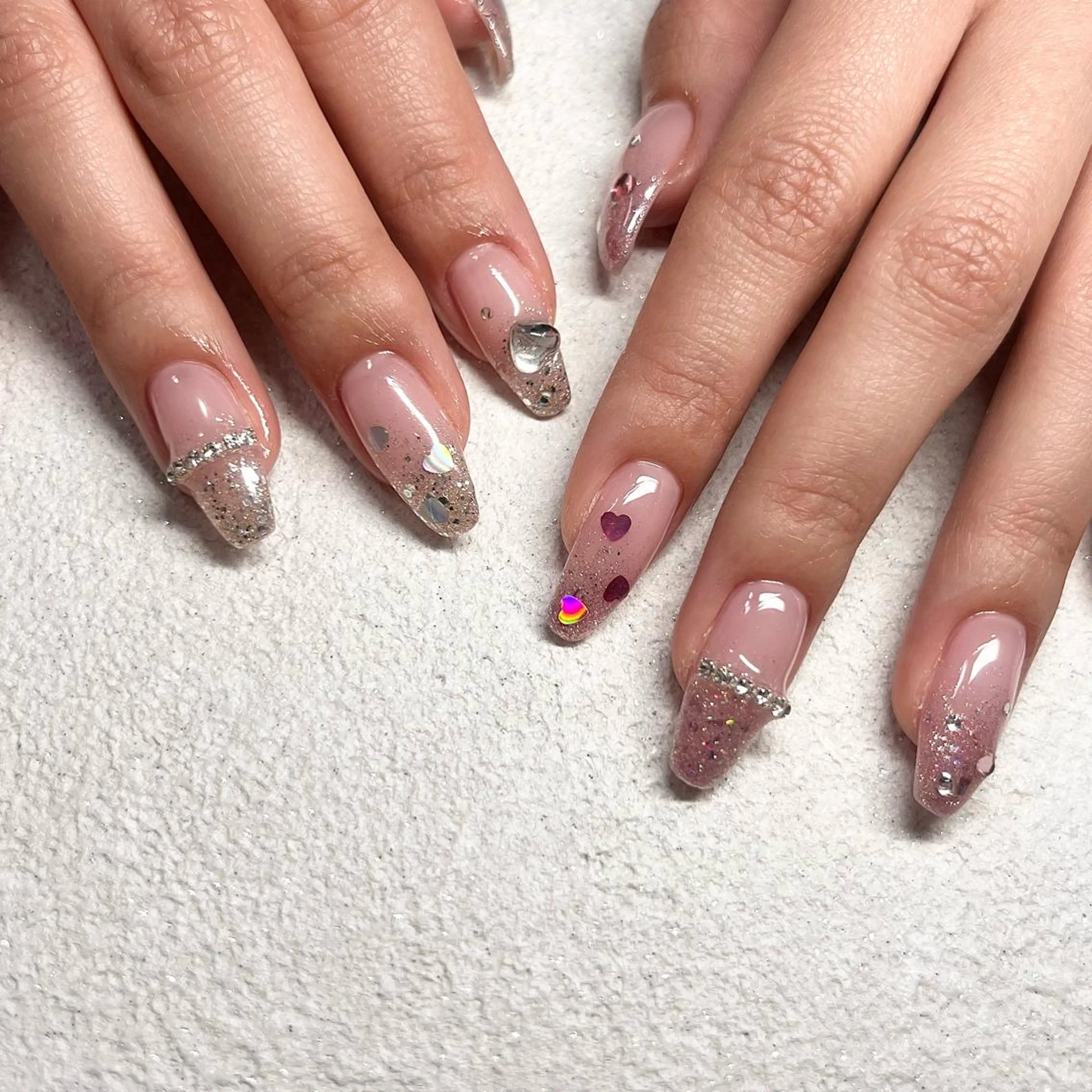 ネイル アートネイル ジェルネイル ハート ロングネイル 持ち込み ハンドネイル ハンドケア le'a moe KONAMIのネイルデザイン