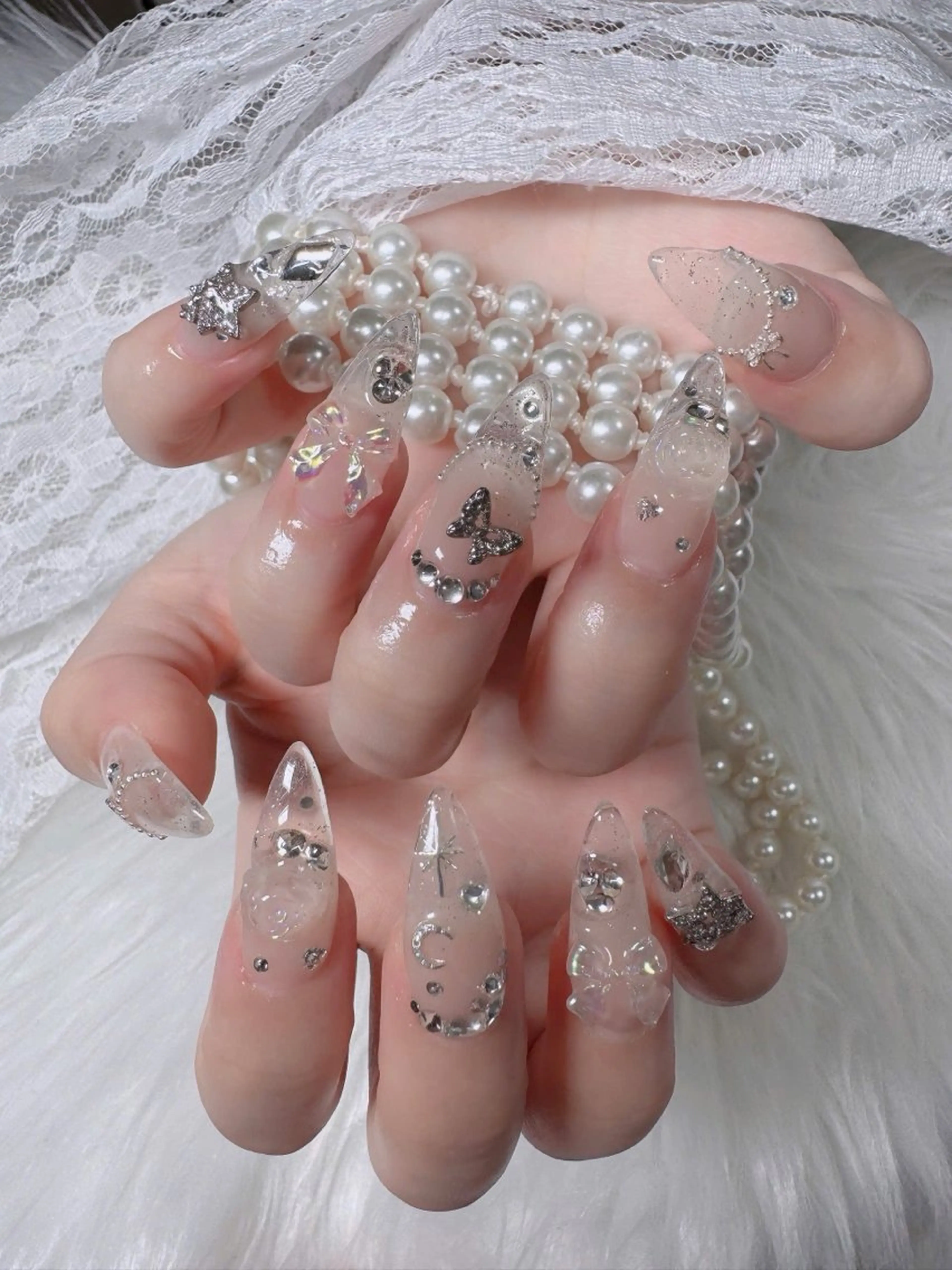 ネイル フレンチネイル ジェルネイル ガラスフレンチ ハロウィン ハート H.baby Nail Salonのネイルデザイン