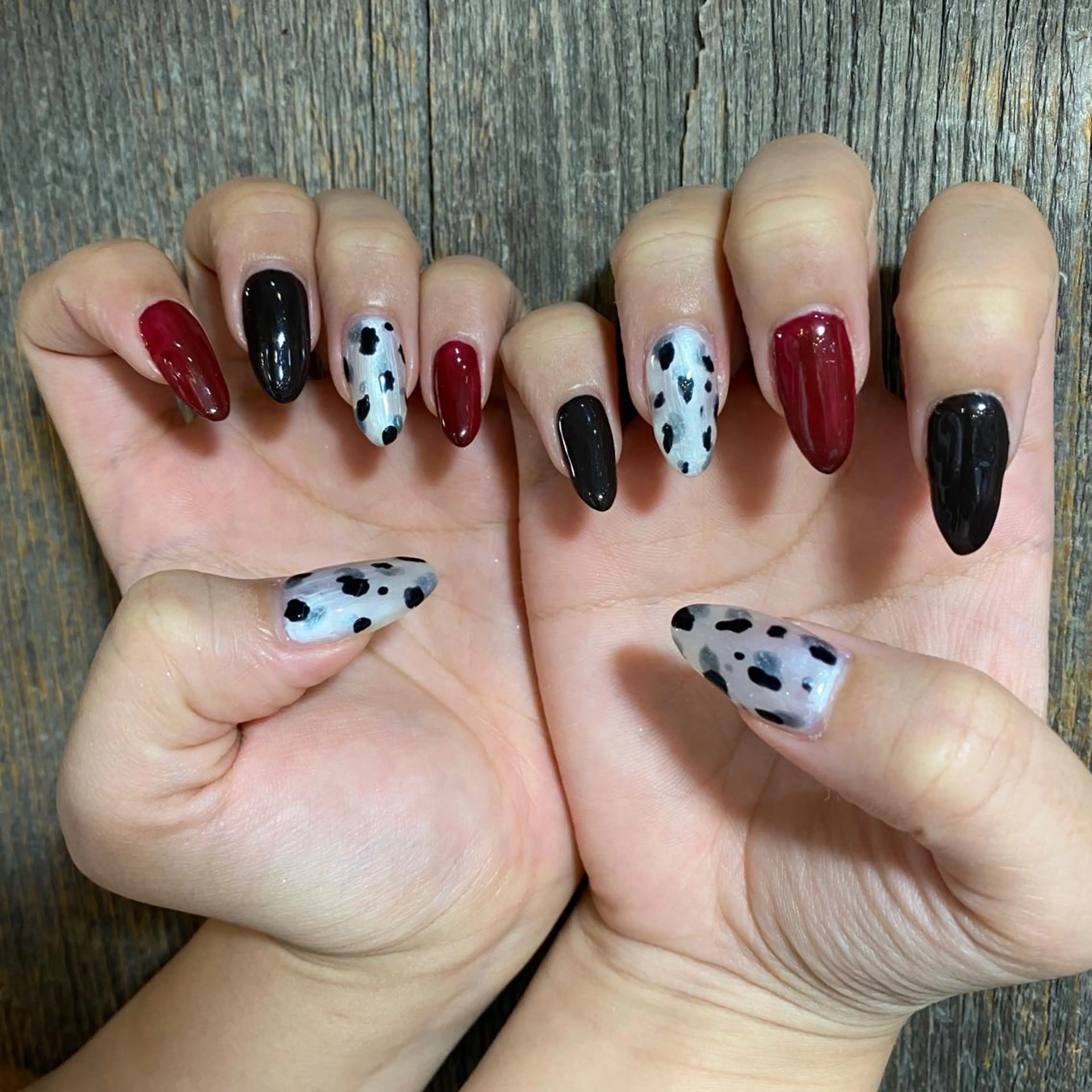 ロング カラー ネイル マツエク・マツパ XENA表参道 MIKUのヘアスタイル