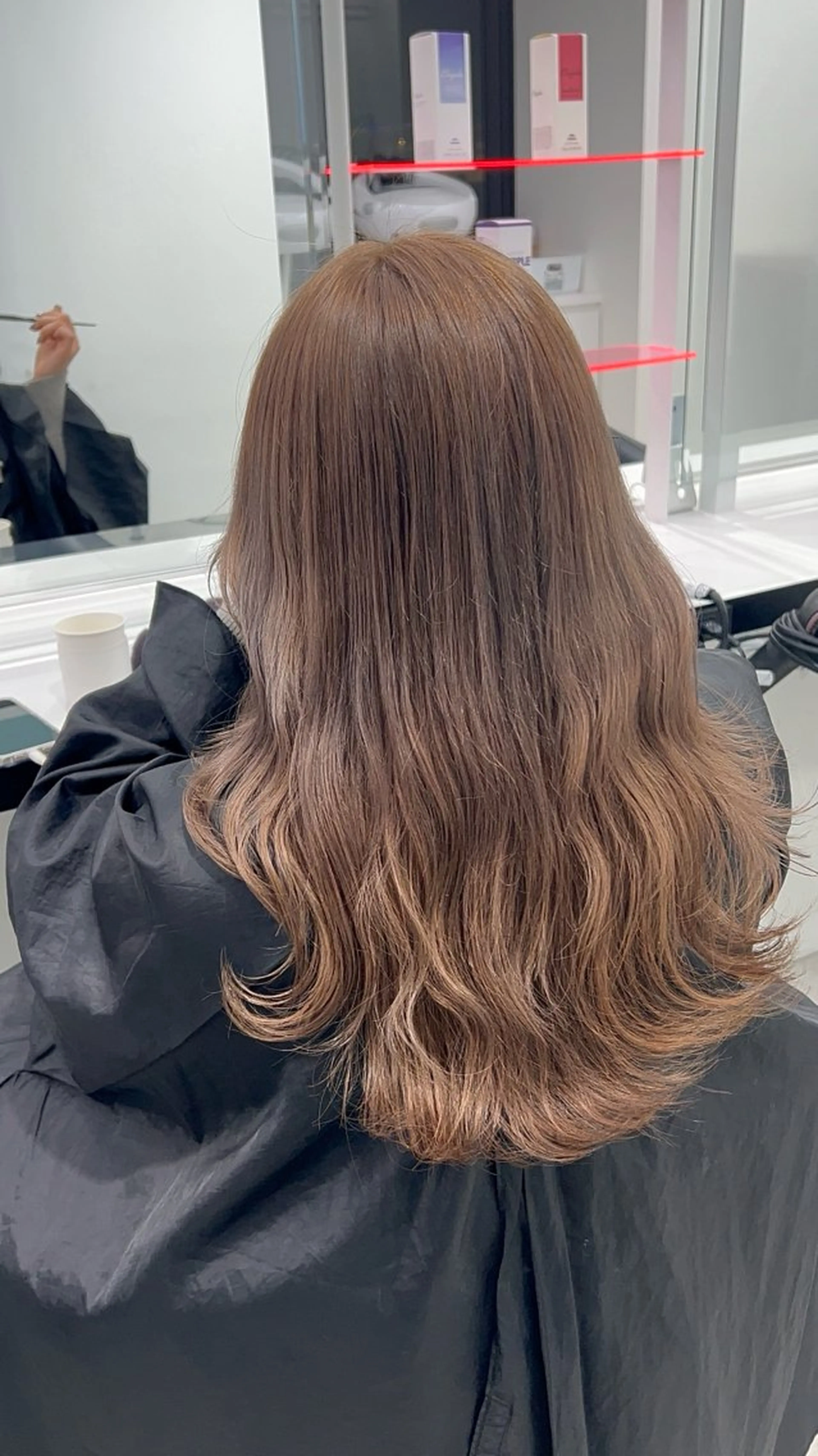 ロング カラー エフェクトブリーチ／ レイヤーカット／翔のヘアスタイル