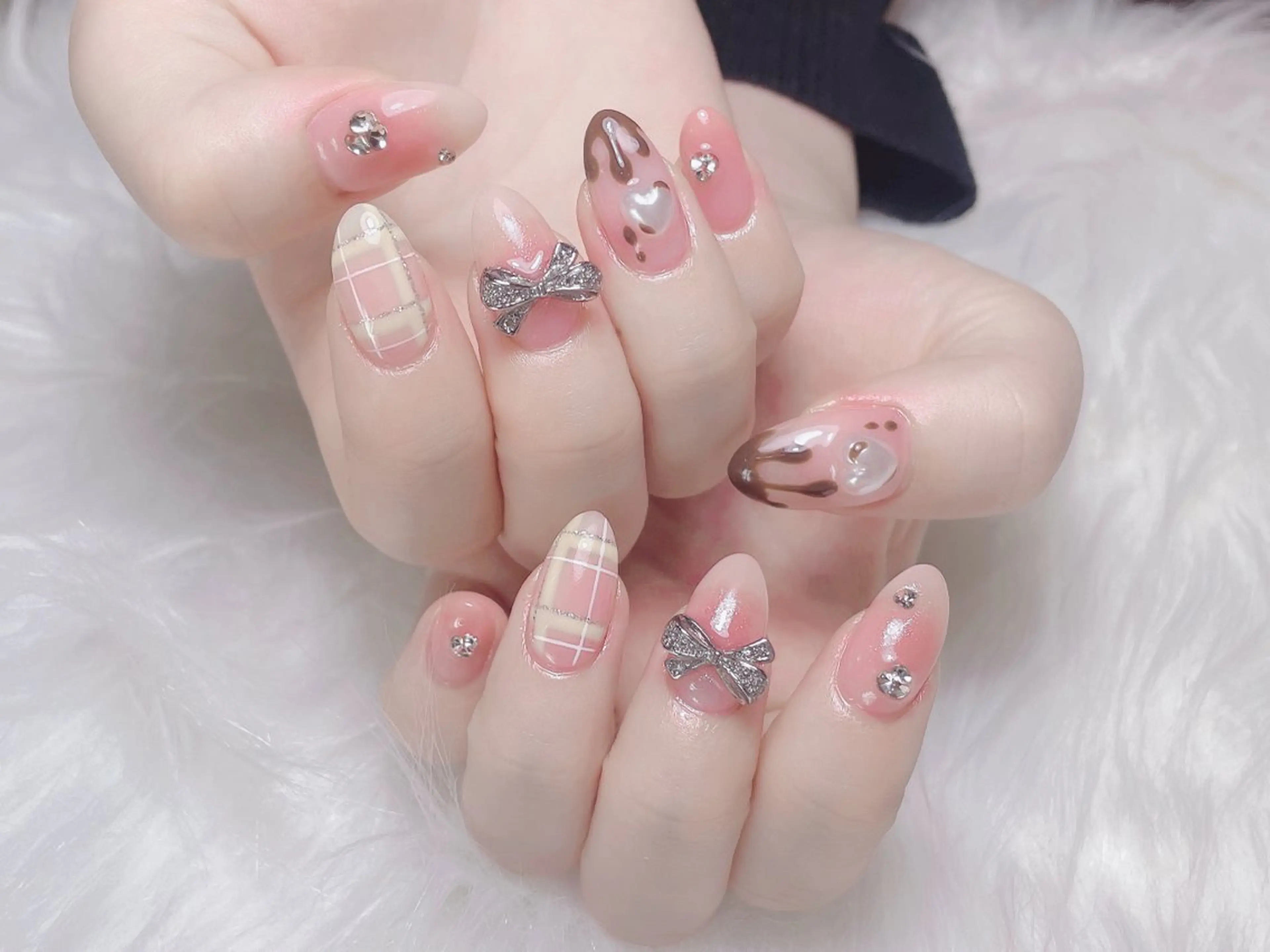 ネイル ハンドネイル ＬuＬu ネイルサロンのネイルデザイン