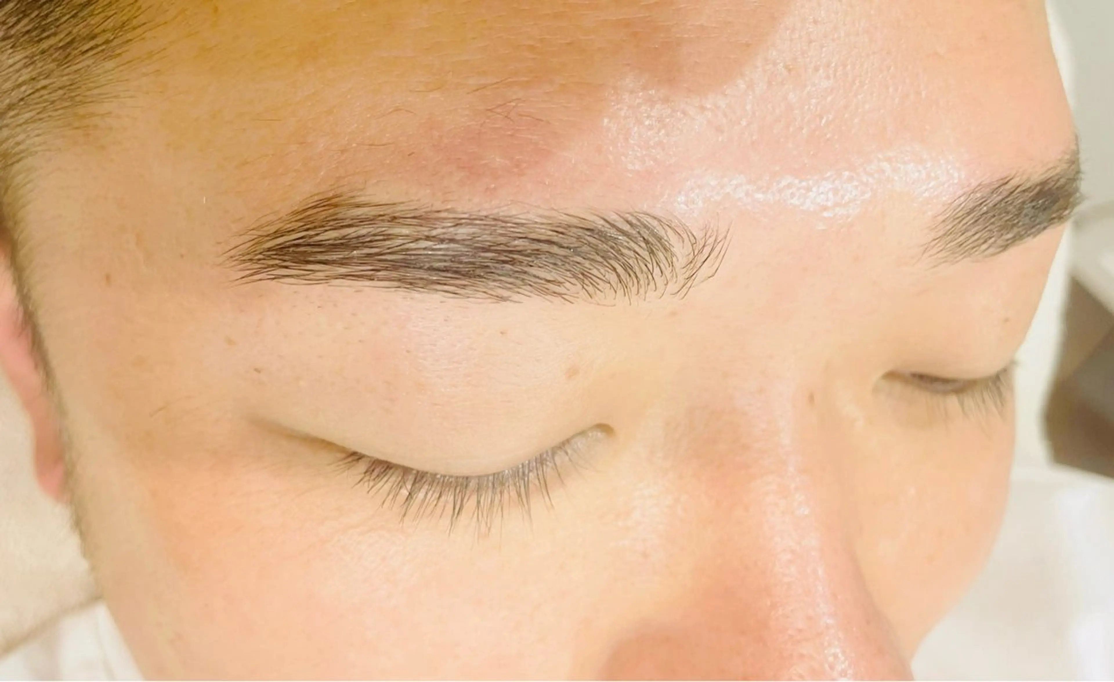 アイブロウ ワックス脱毛 S. aoiのマツエク・マツパデザイン