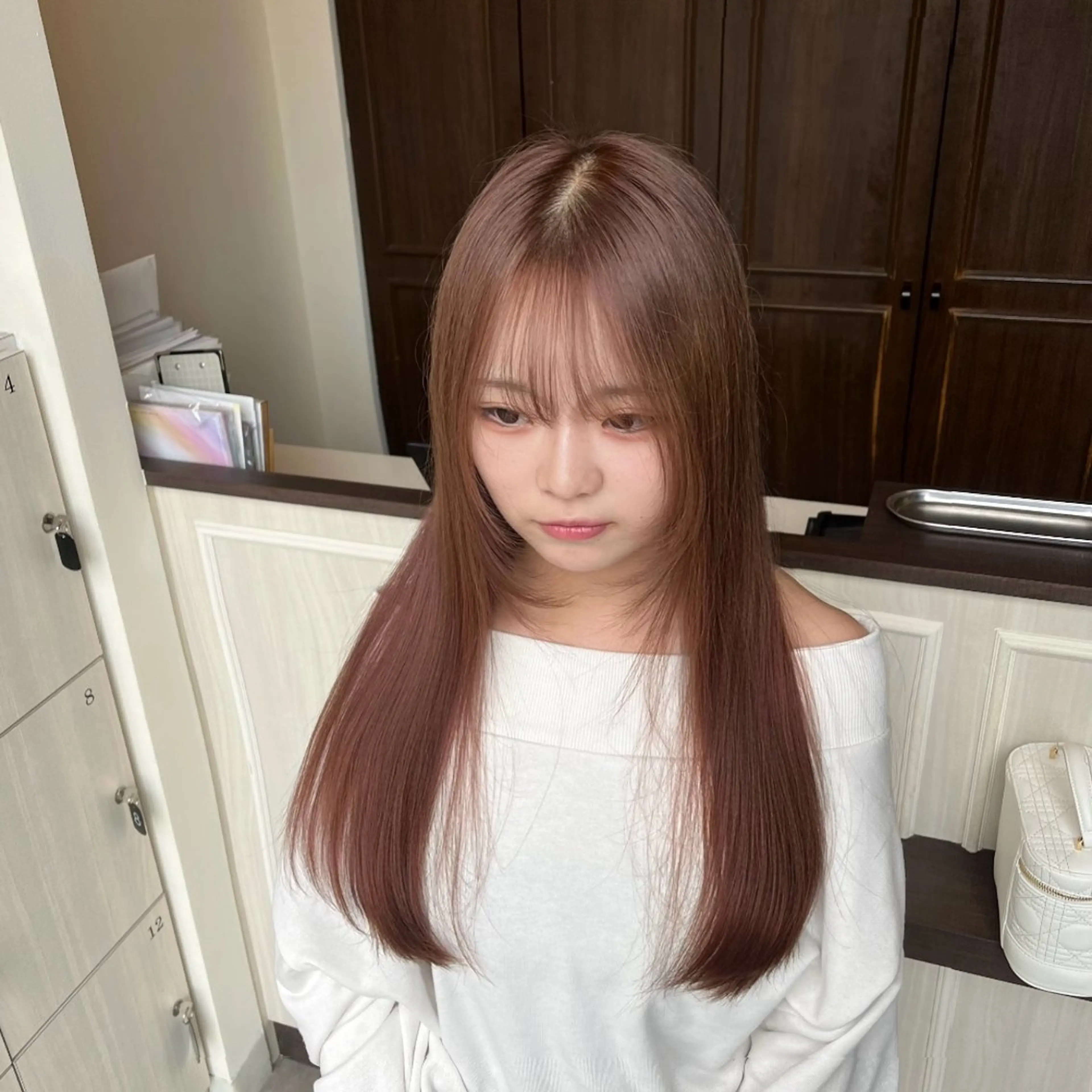 セミロング Uni.所属・ㅤㅤㅤㅤㅤ chikaのヘアスタイル