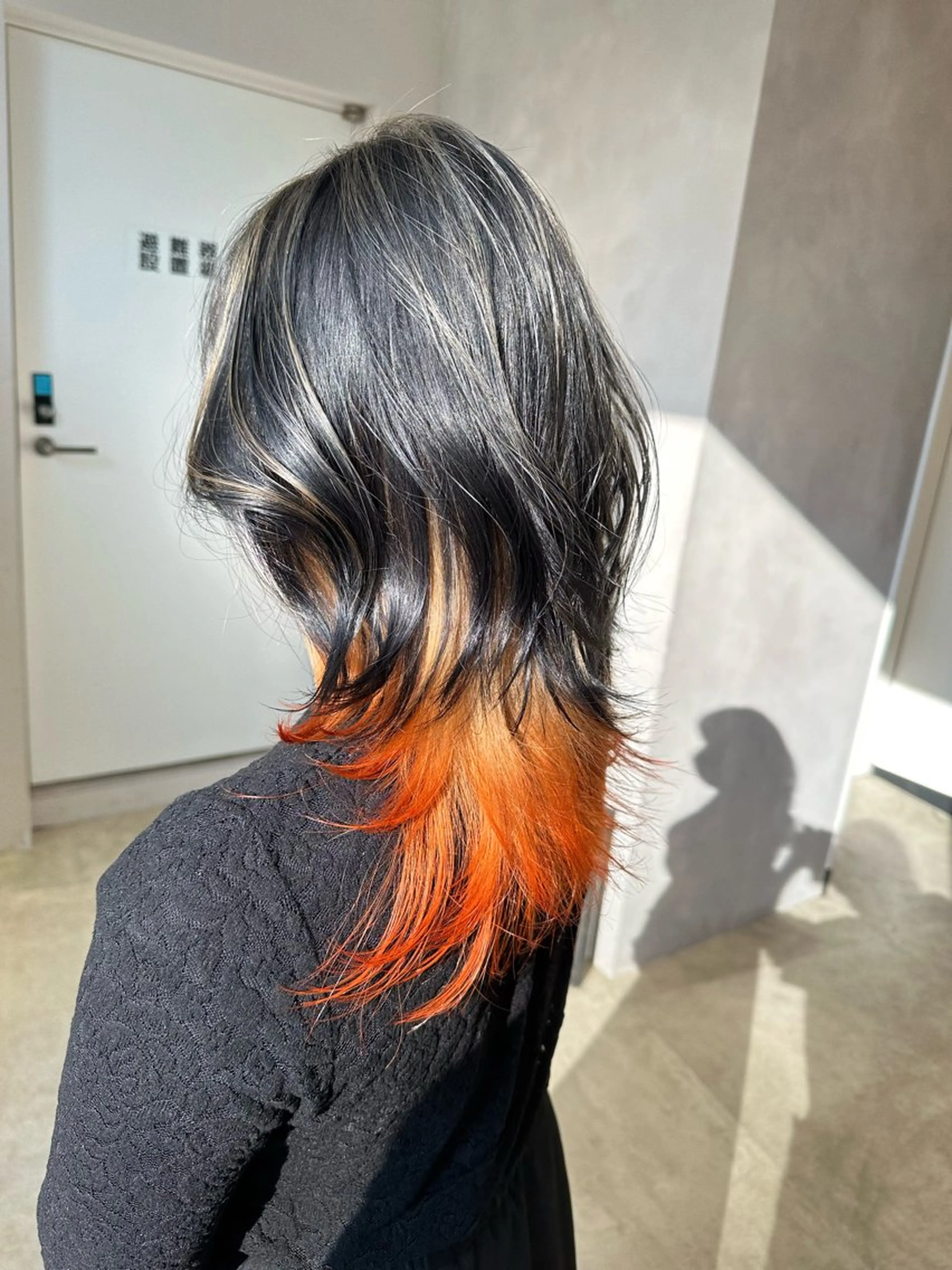 セミロング カラー カット ヘアカラー トリートメント 🟢ウルフ/スパイラ ルパーマ/大西🟢のヘアスタイル