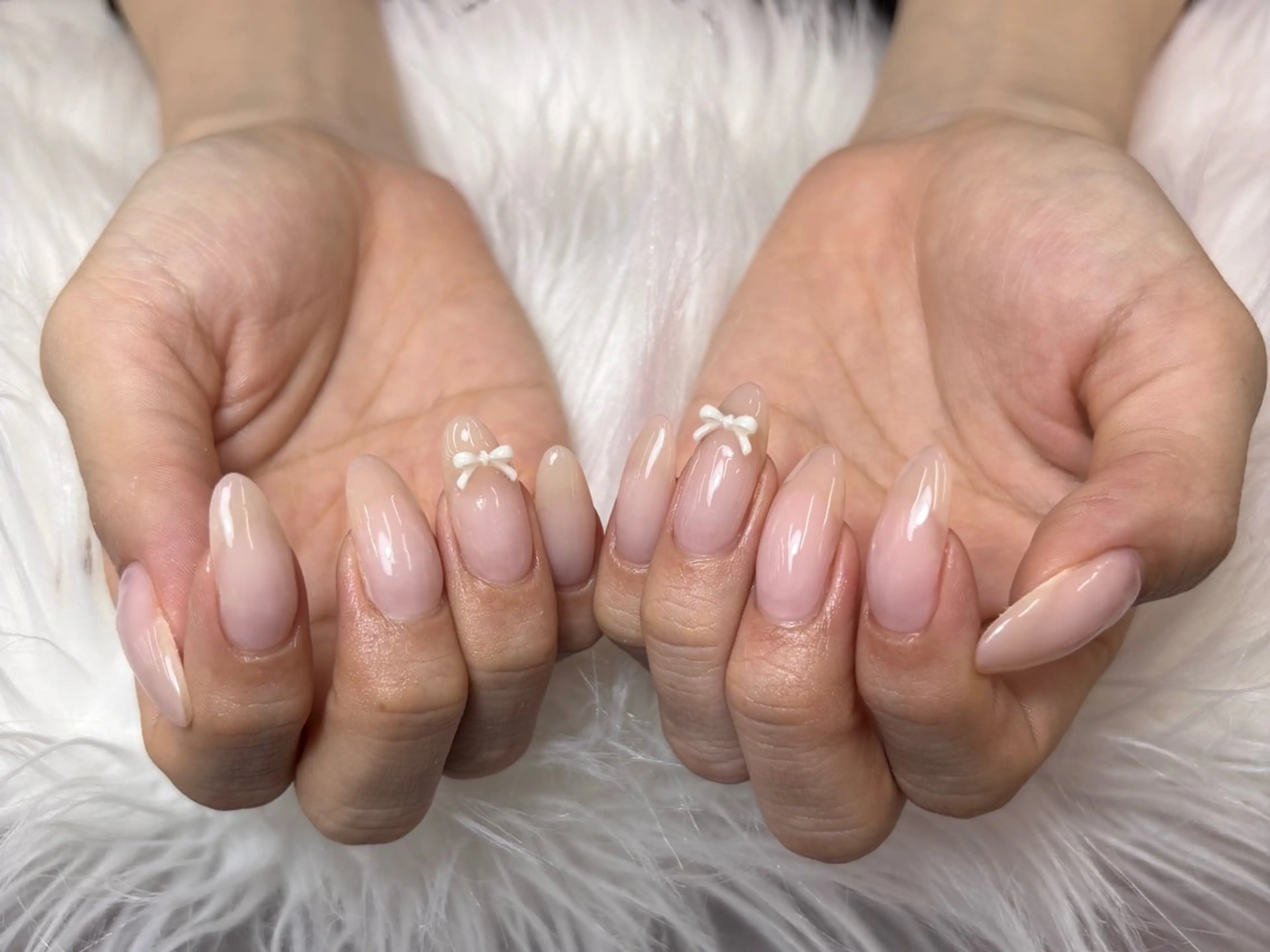 ネイル リボン ハンドネイル NAIL atre SAIKAのネイルデザイン