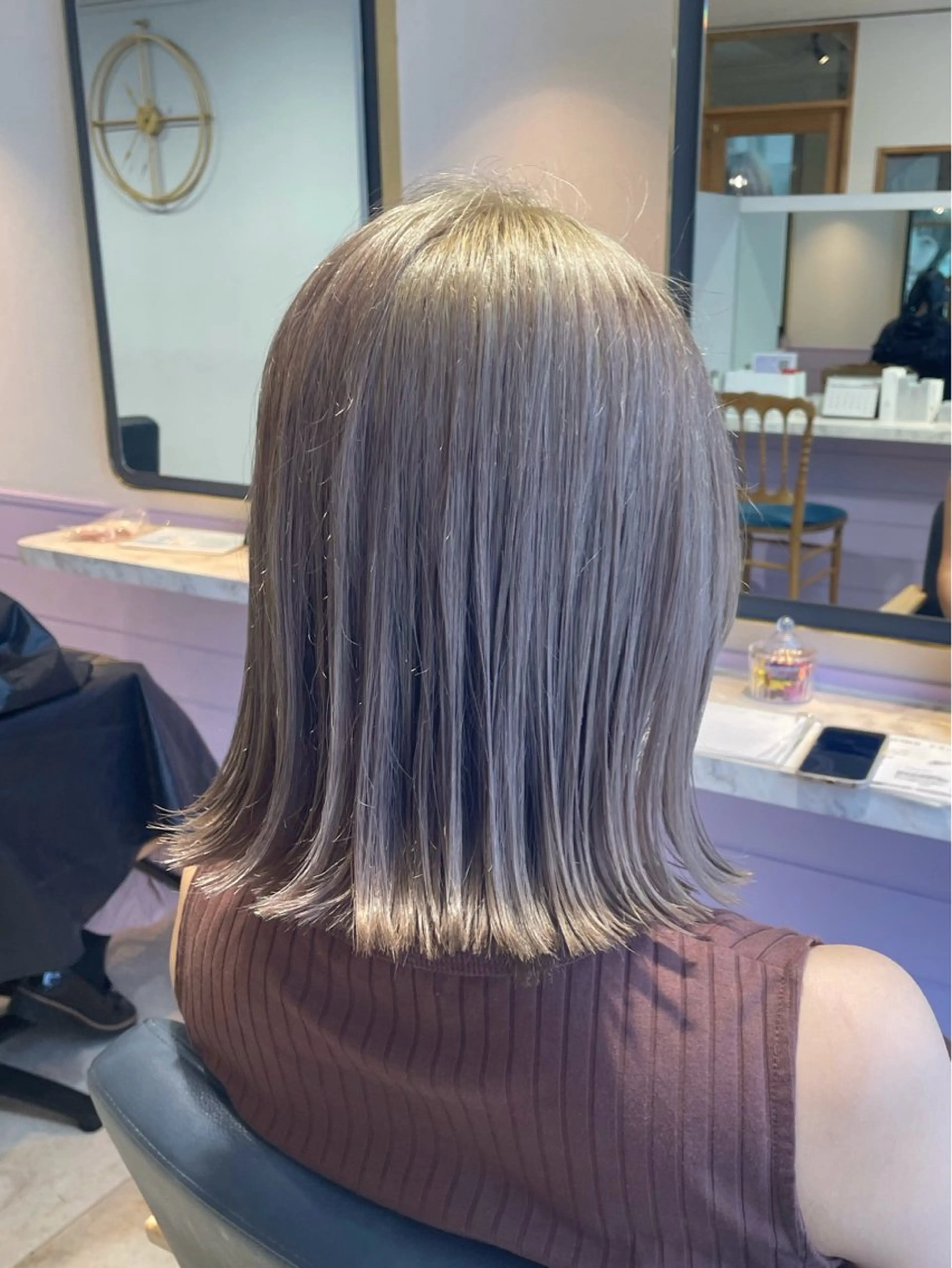 ミディアム カラー 切りっぱなしボブ アッシュ ベージュカラー ブリーチ 透明感カラー カット ヘアカラー 髪質改善/縮毛矯正 ボブ/Ryuseiのヘアスタイル