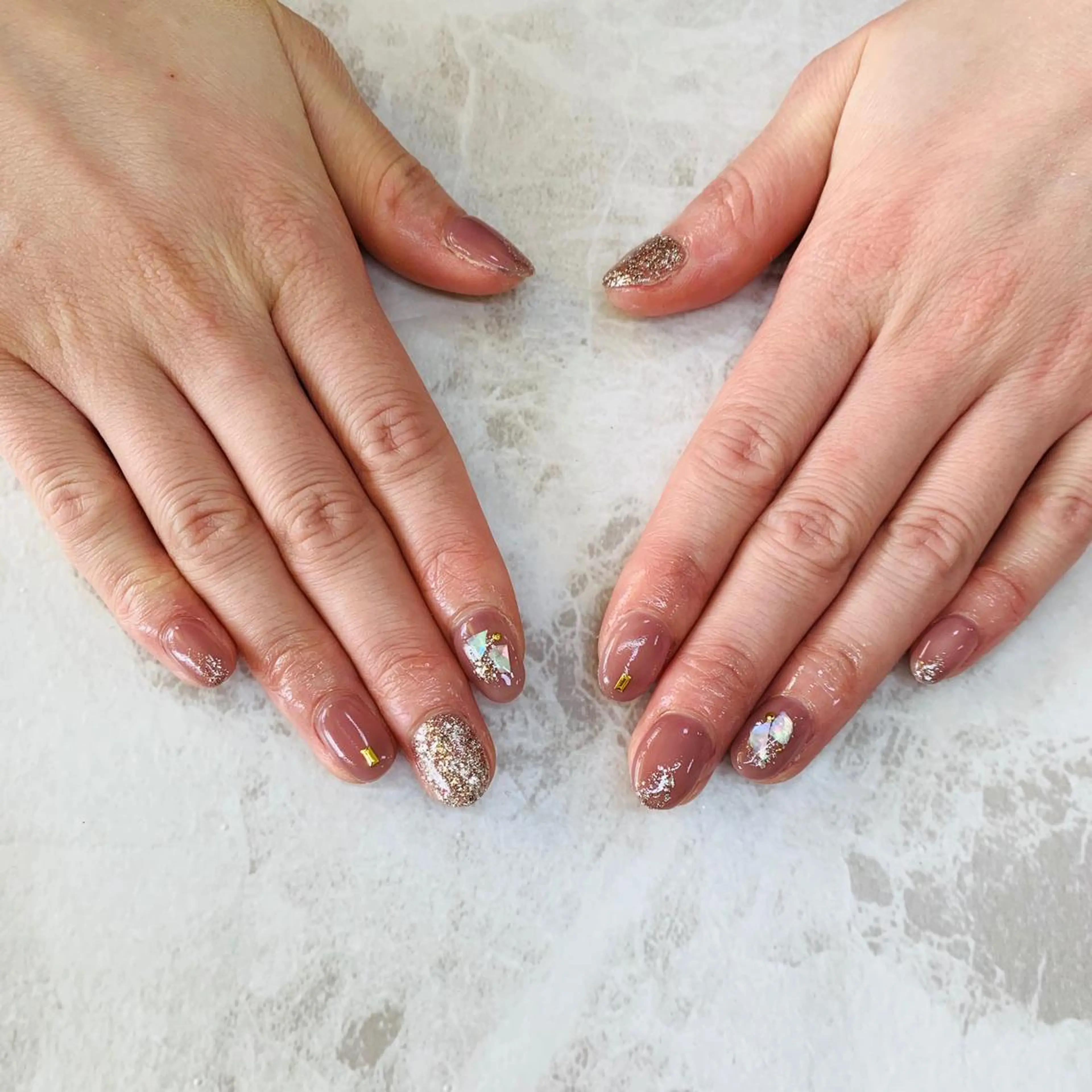 ネイル アートネイル ピンク 春ネイル Feliz所属・Feliz 楽しいネイルサロンのネイルデザイン