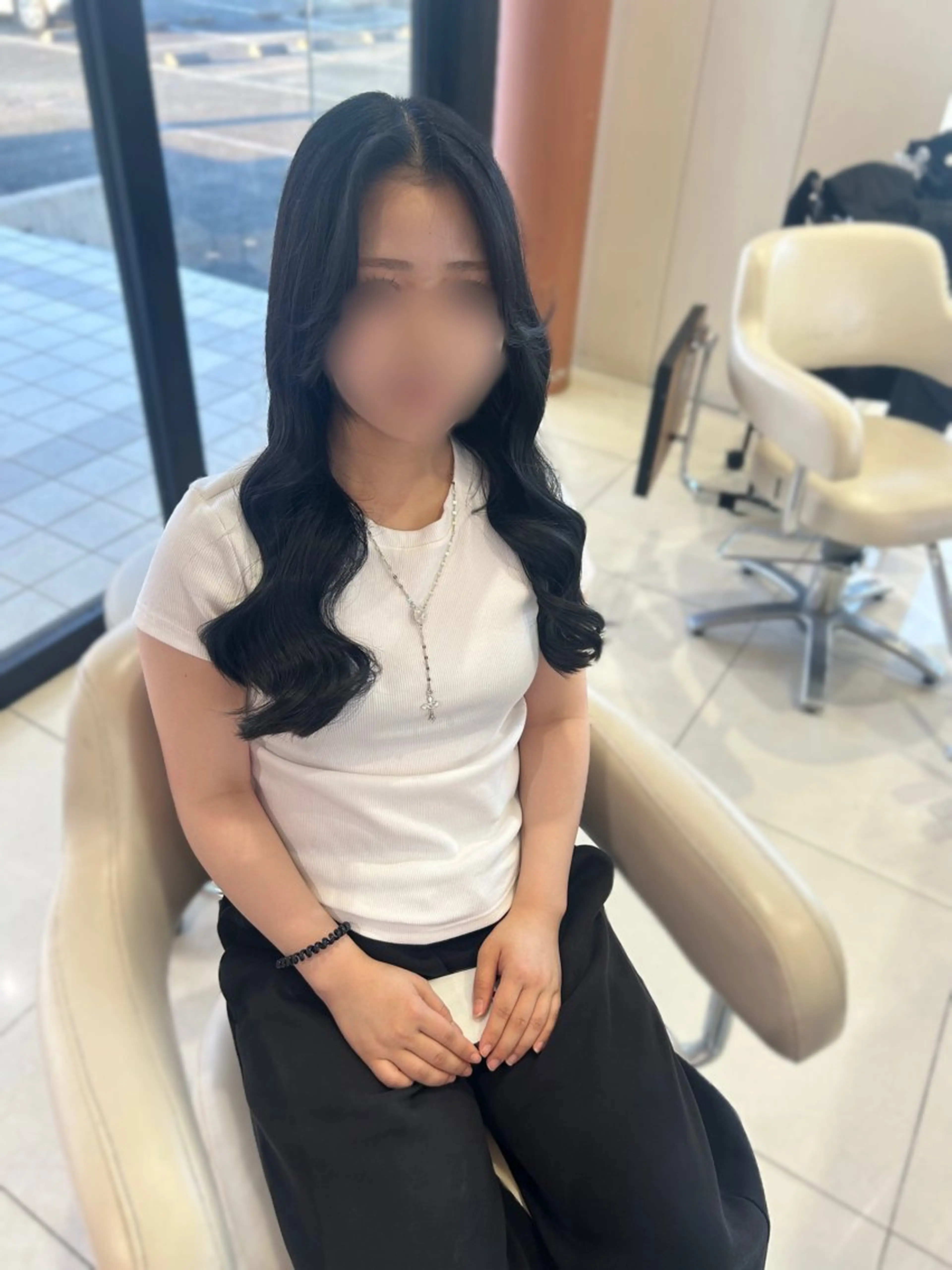 ロング カラー 黒髪 ブルーカラー ブルーブラック ヨシンモリ アンフェリール原島店 韓国ヘア/ユウのヘアスタイル