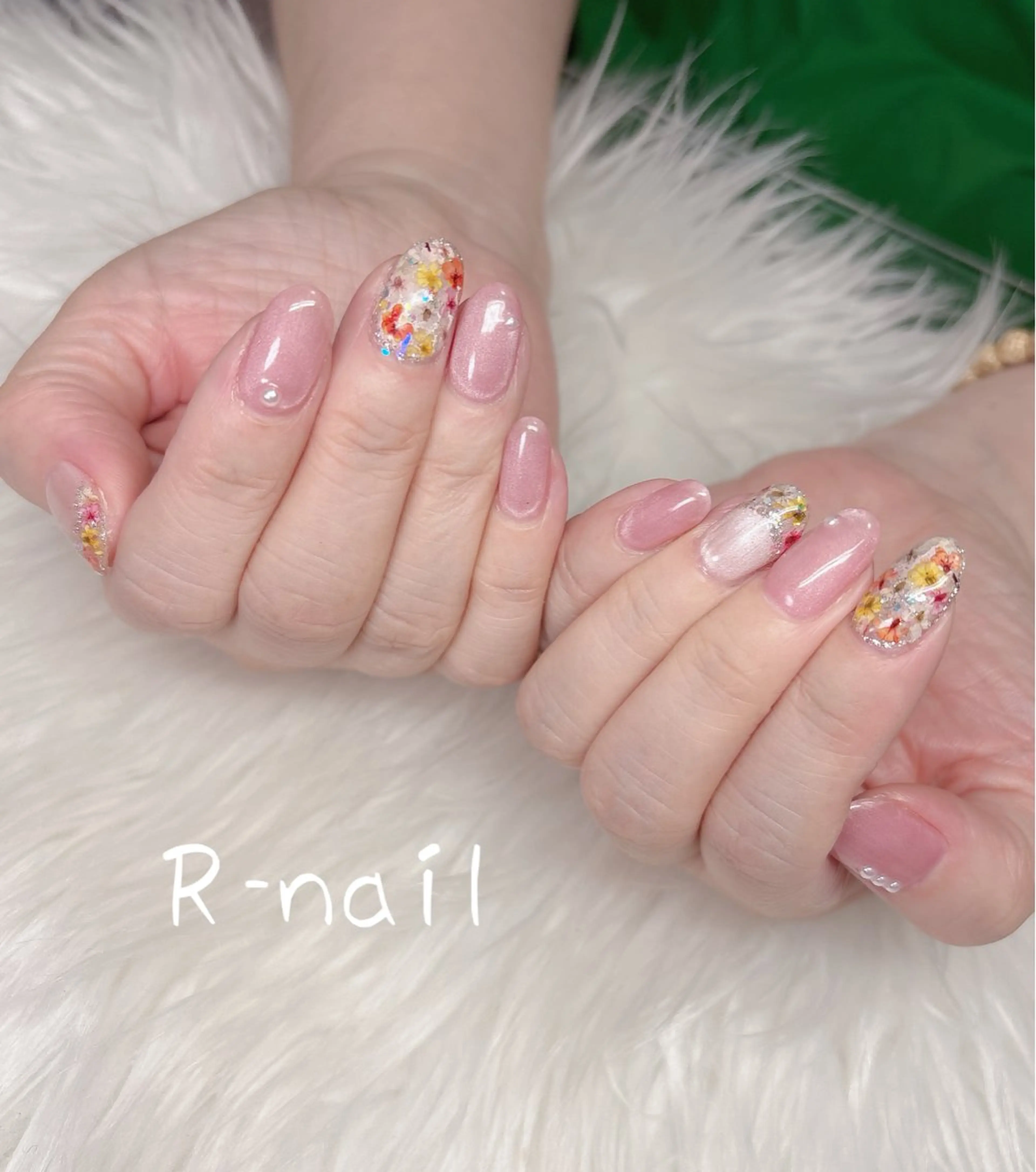 ネイル ハンドネイル R-nail salonのネイルデザイン