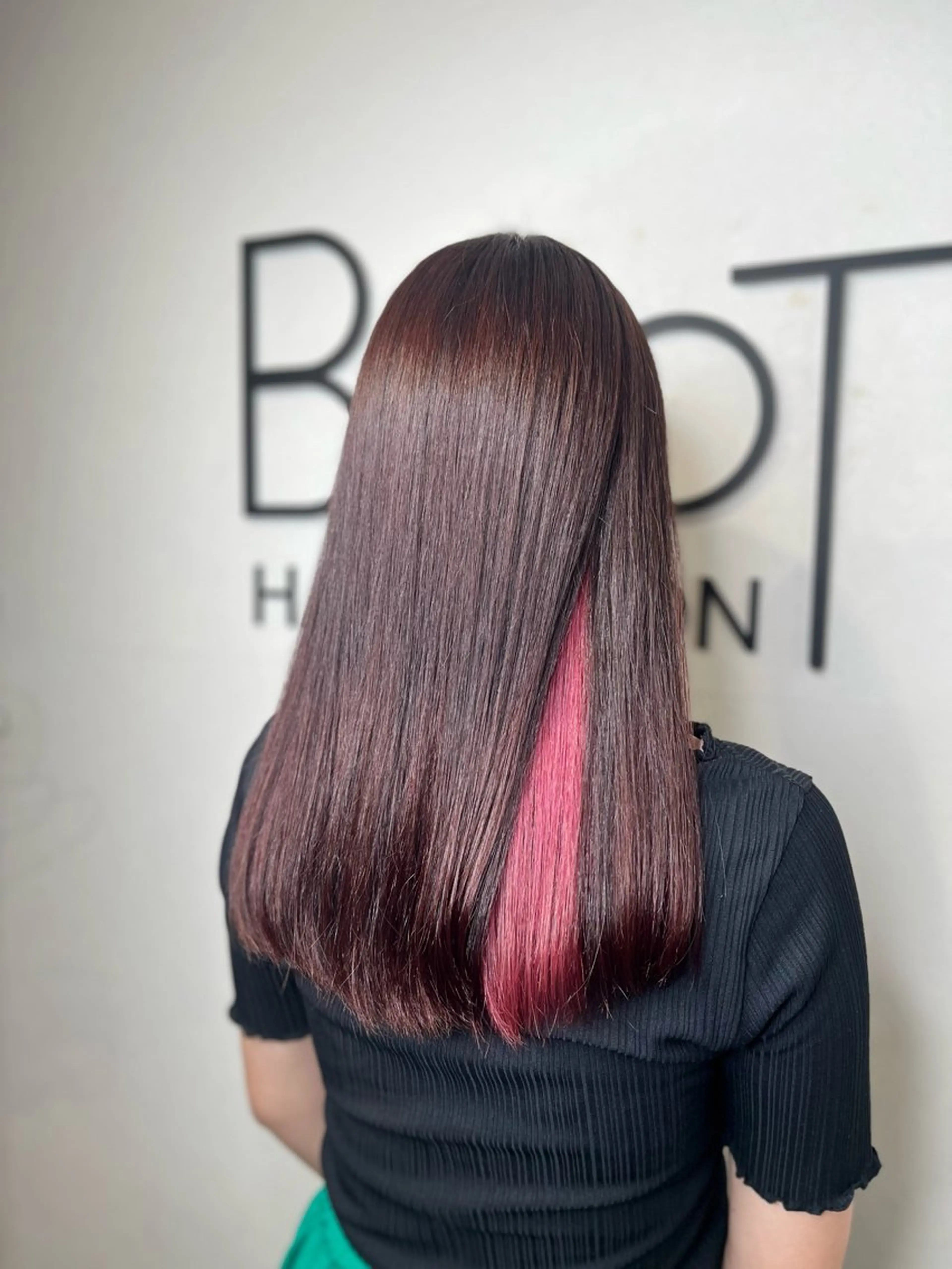 💙インナーカラー💙ブリーチ+カラー+トリートメントの写真