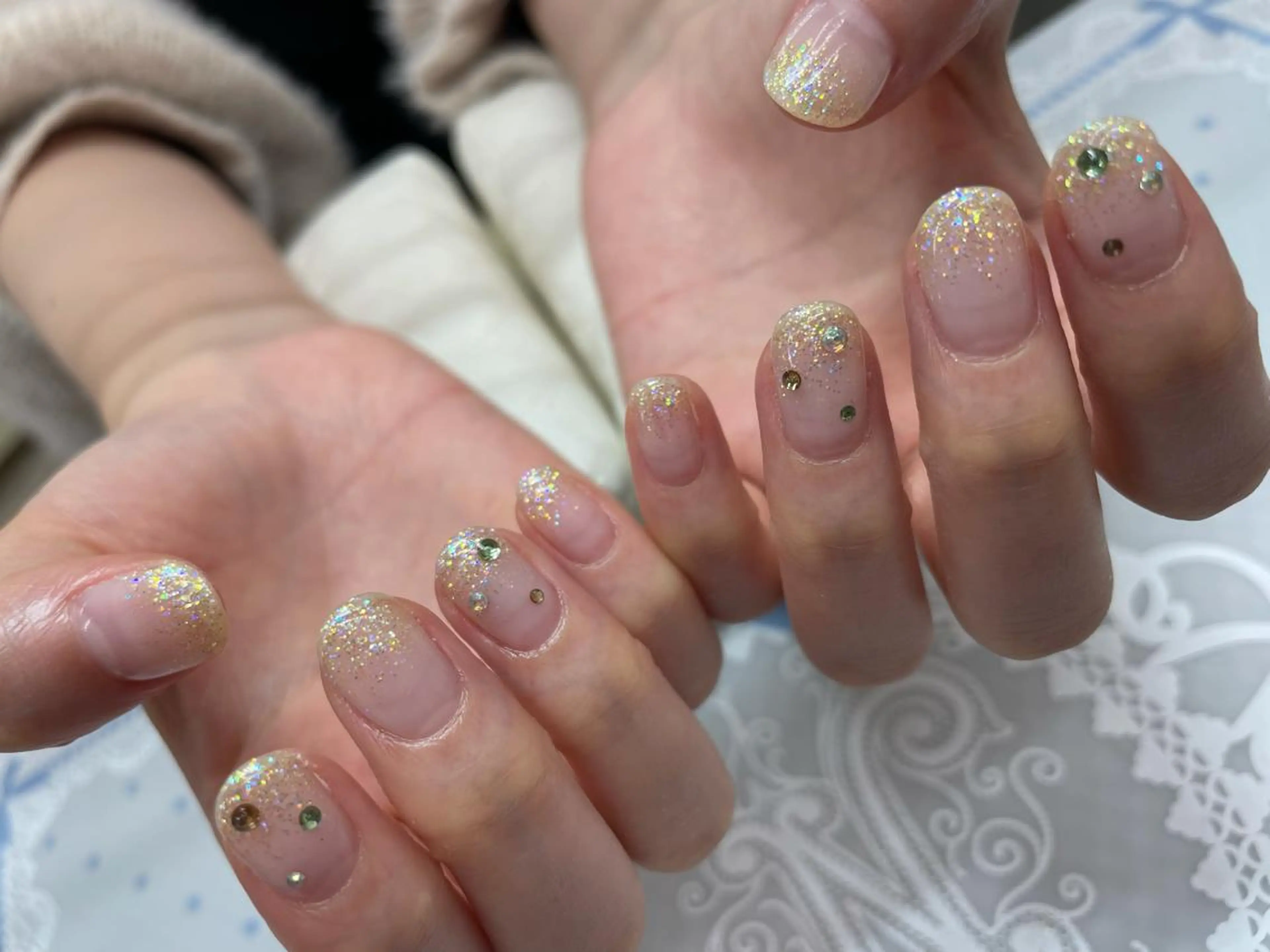 ネイル ストーンネイル nail salon  Aym所属・nail salon Aymのネイルデザイン