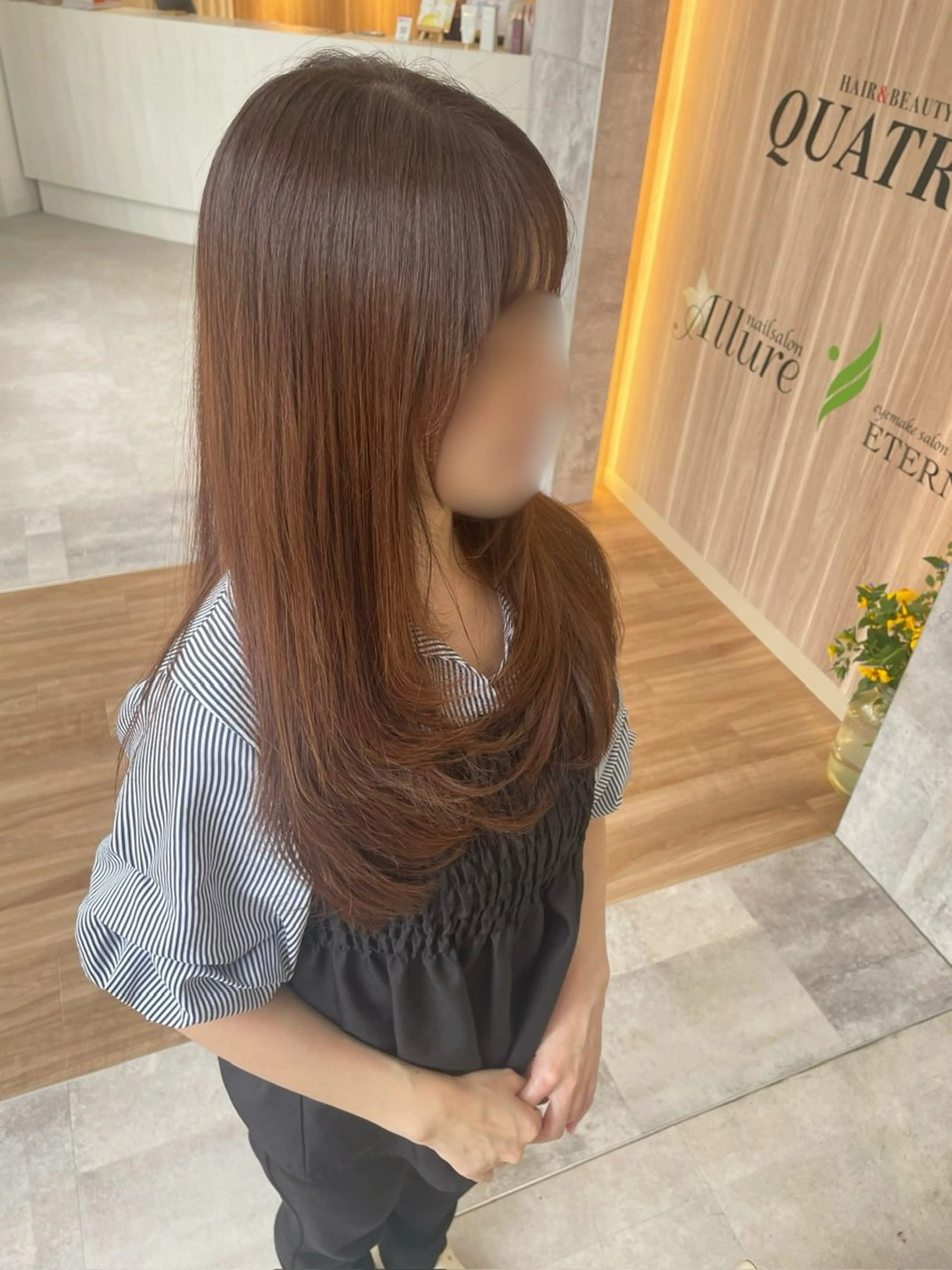 ロング ロングレイヤー レイヤーカット ロング 葭葉 久美子のヘアスタイル