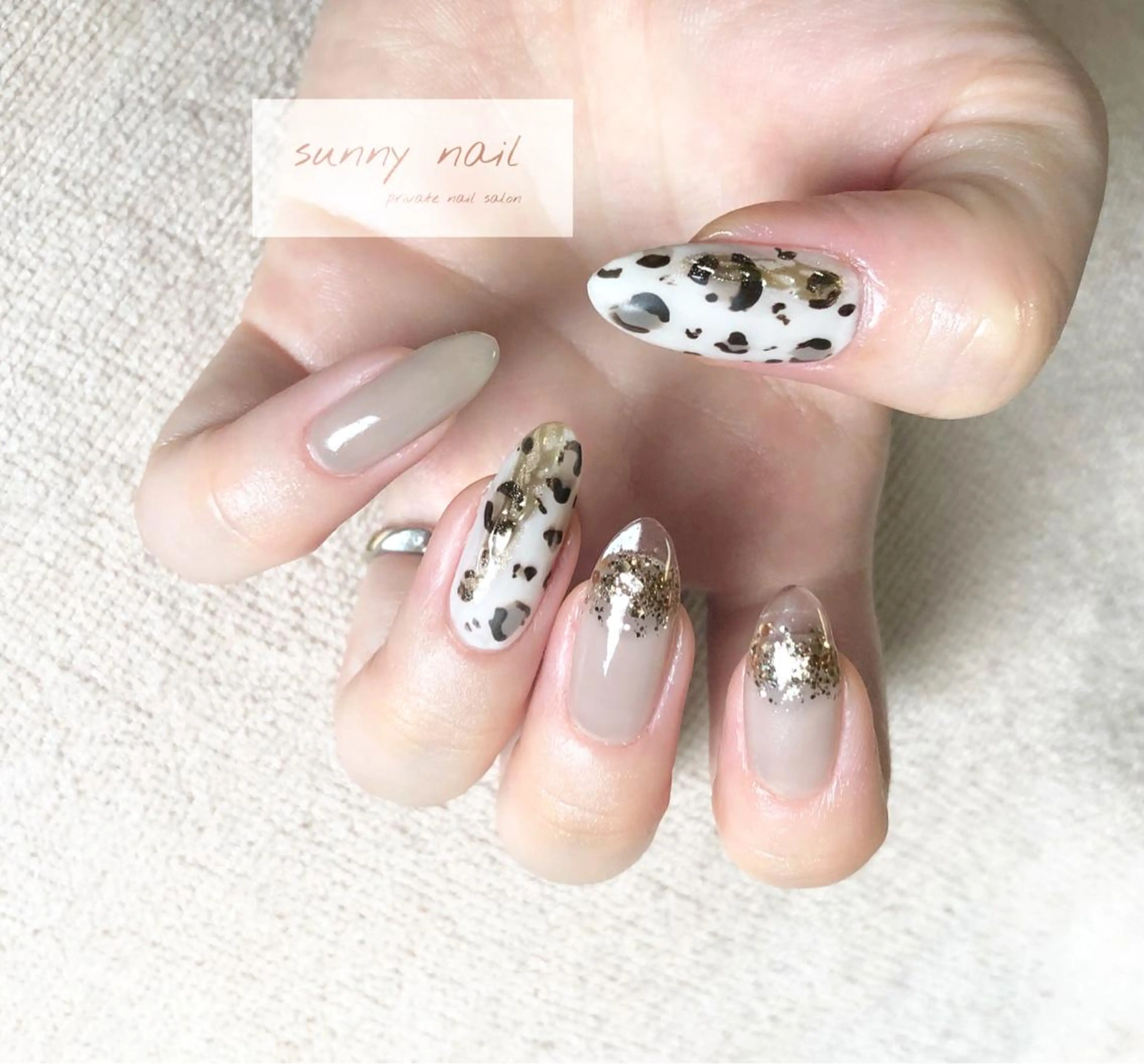 ネイル アニマル柄 アートネイル ジェルネイル ミラーネイル ニュアンスネイル sunny nailのネイルデザイン