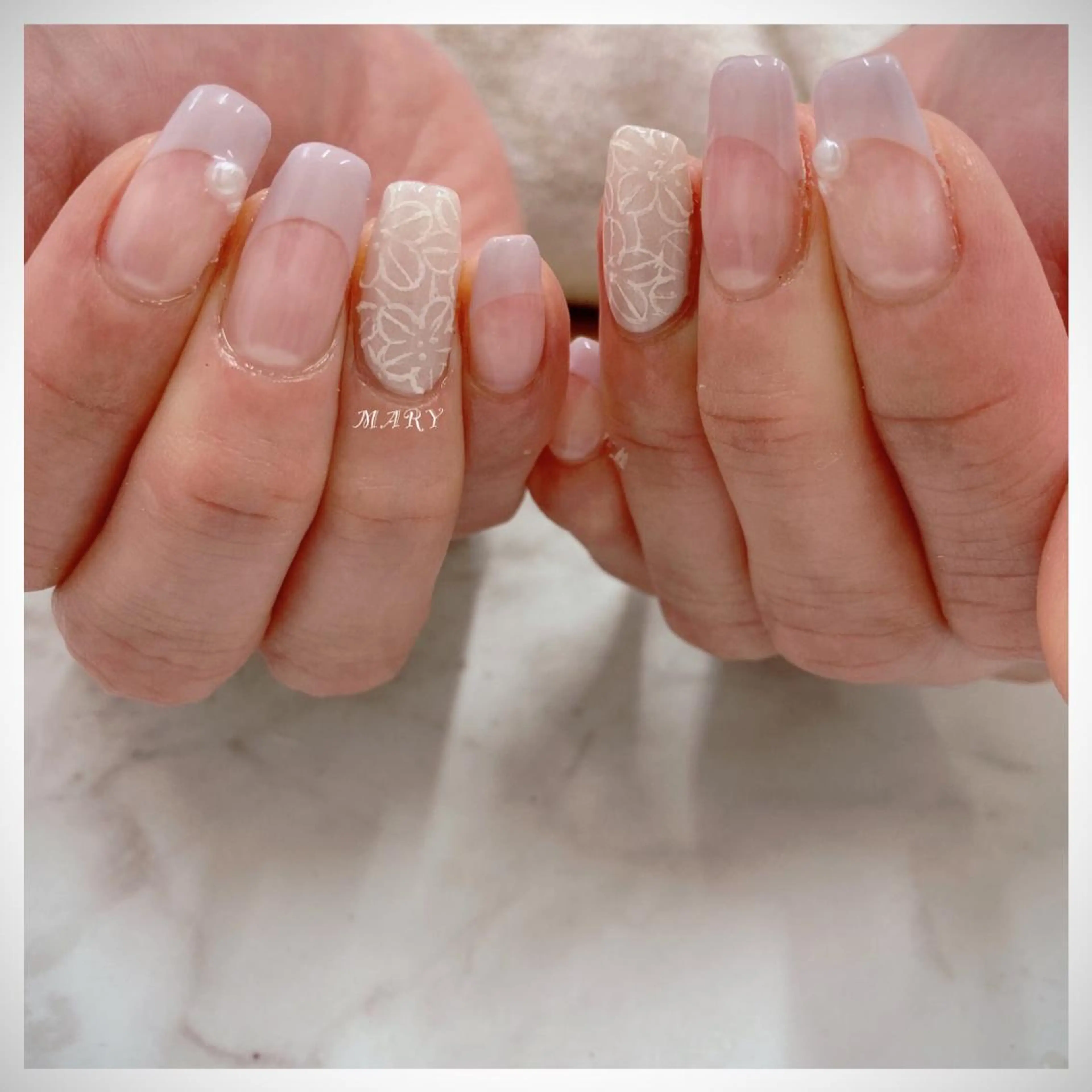 ネイル アートネイル フラワーネイル フレンチネイル ニュアンスネイル 春ネイル ハンドネイル Mary nail所属・Mary nail .narumiのネイルデザイン