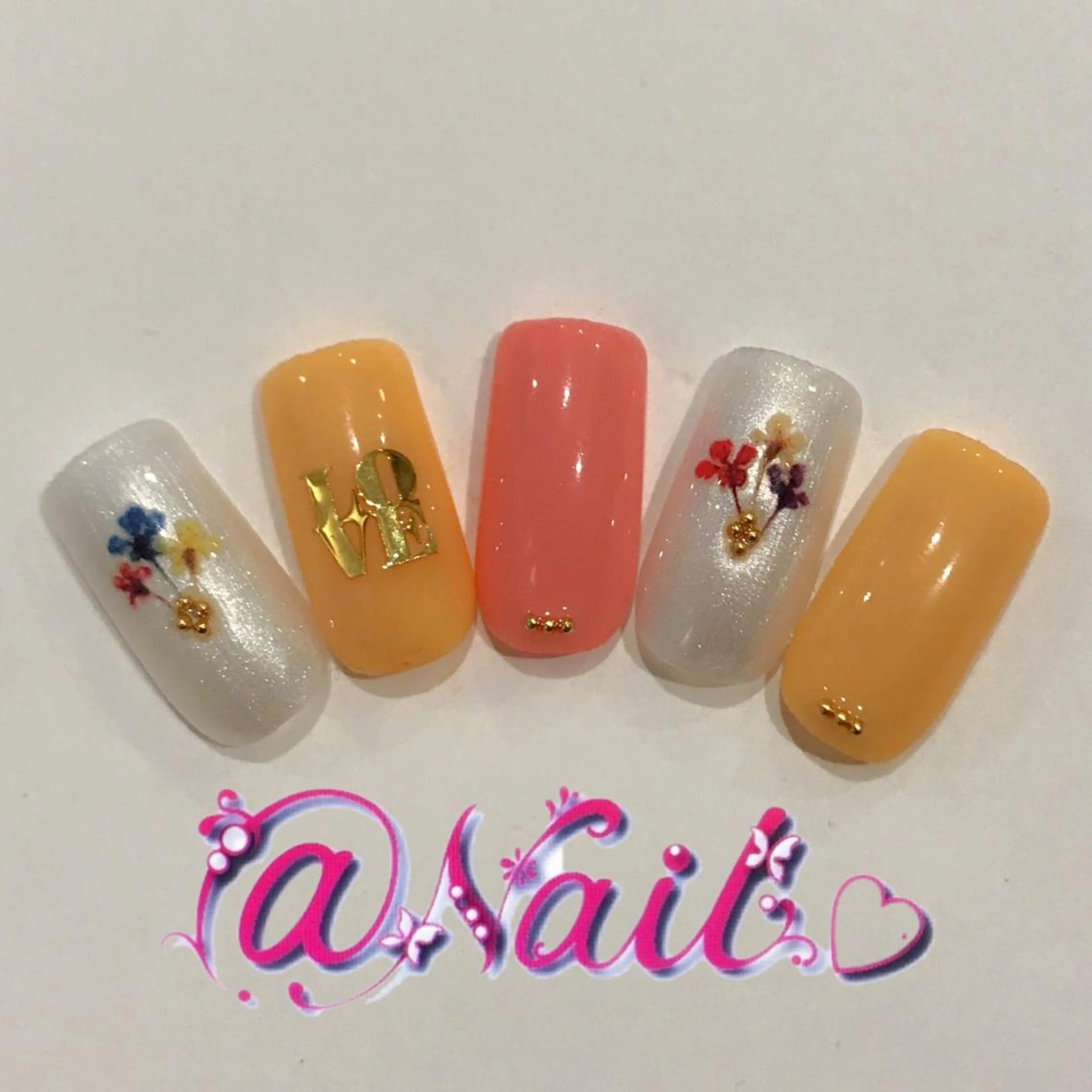 ネイル フットネイル ジェルネイル スカルプネイル 小尾 栞のネイルデザイン