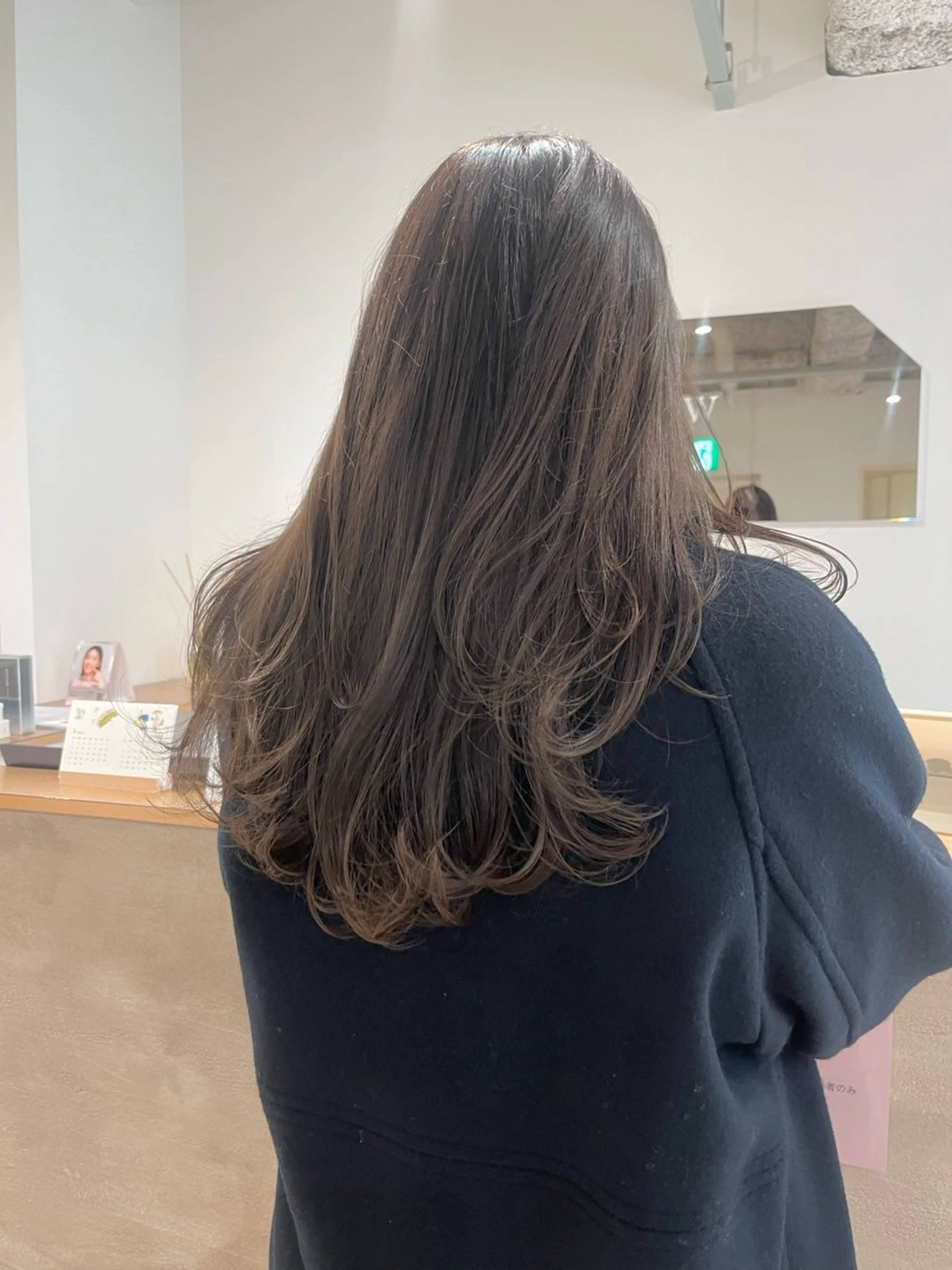 ロング レイヤーカット 箱崎 凪沙のヘアスタイル