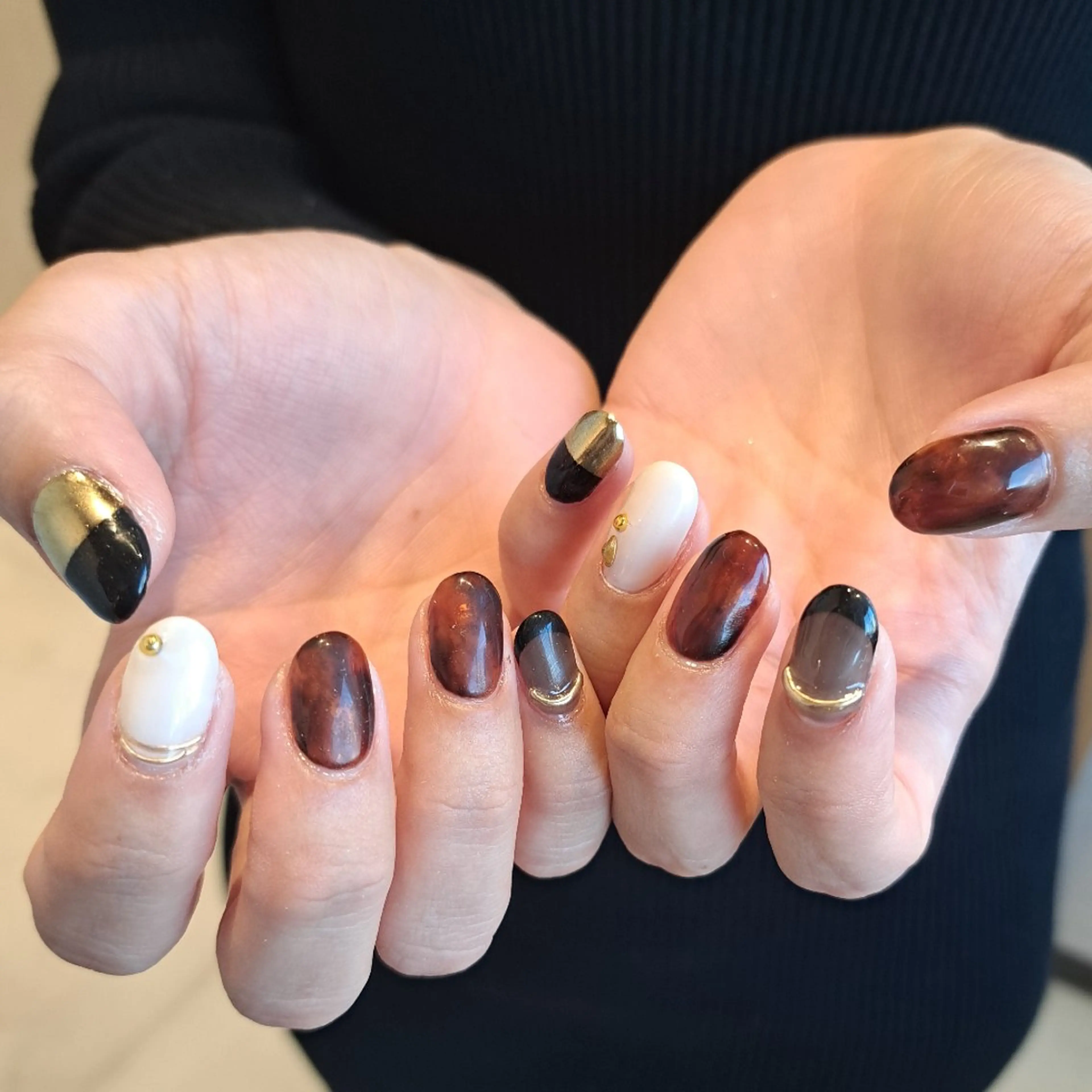 ネイル アートネイル べっ甲ネイル ジェルネイル ミラーネイル 持ち込み Nail mood /アートし放題のネイルデザイン