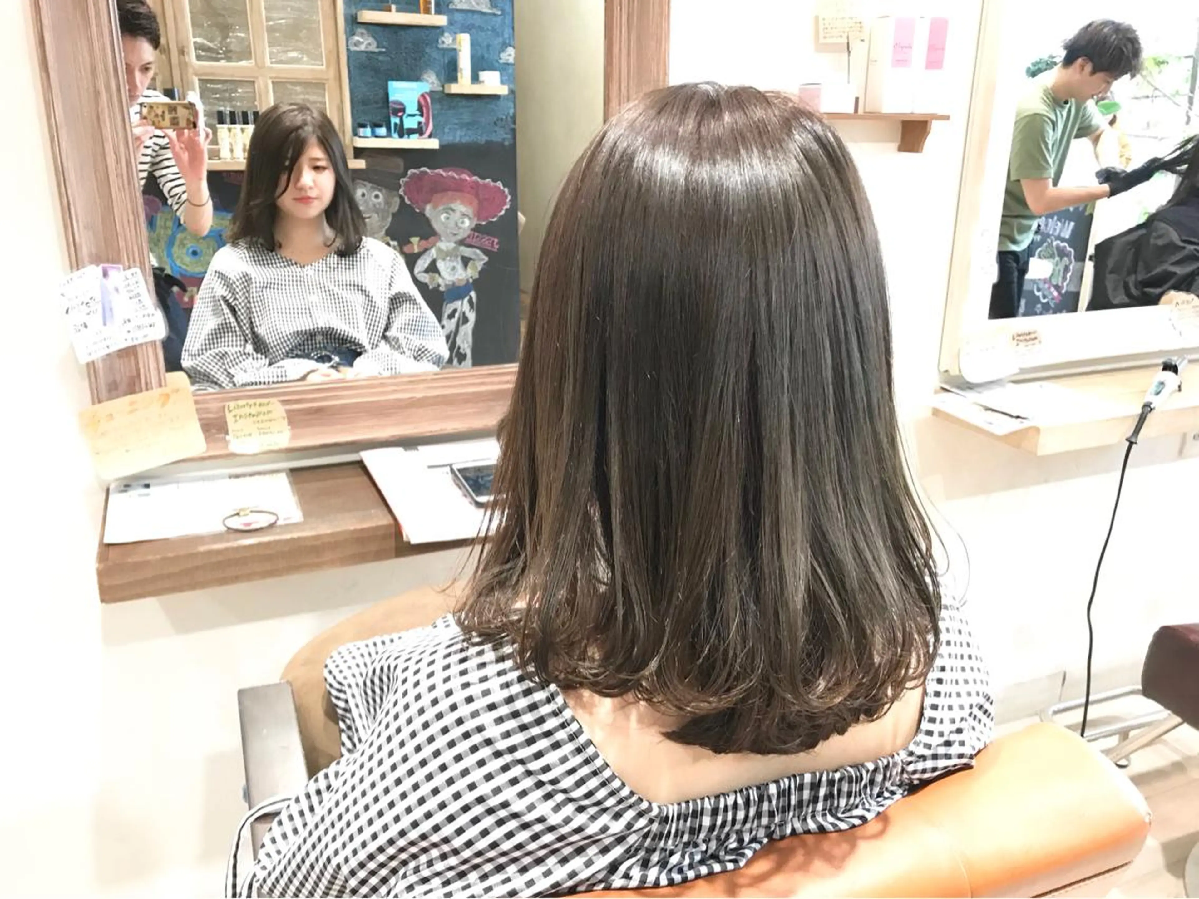 ミディアム カラー イルミナカラー メンズ指名多数!! SiLO 田島のヘアスタイル