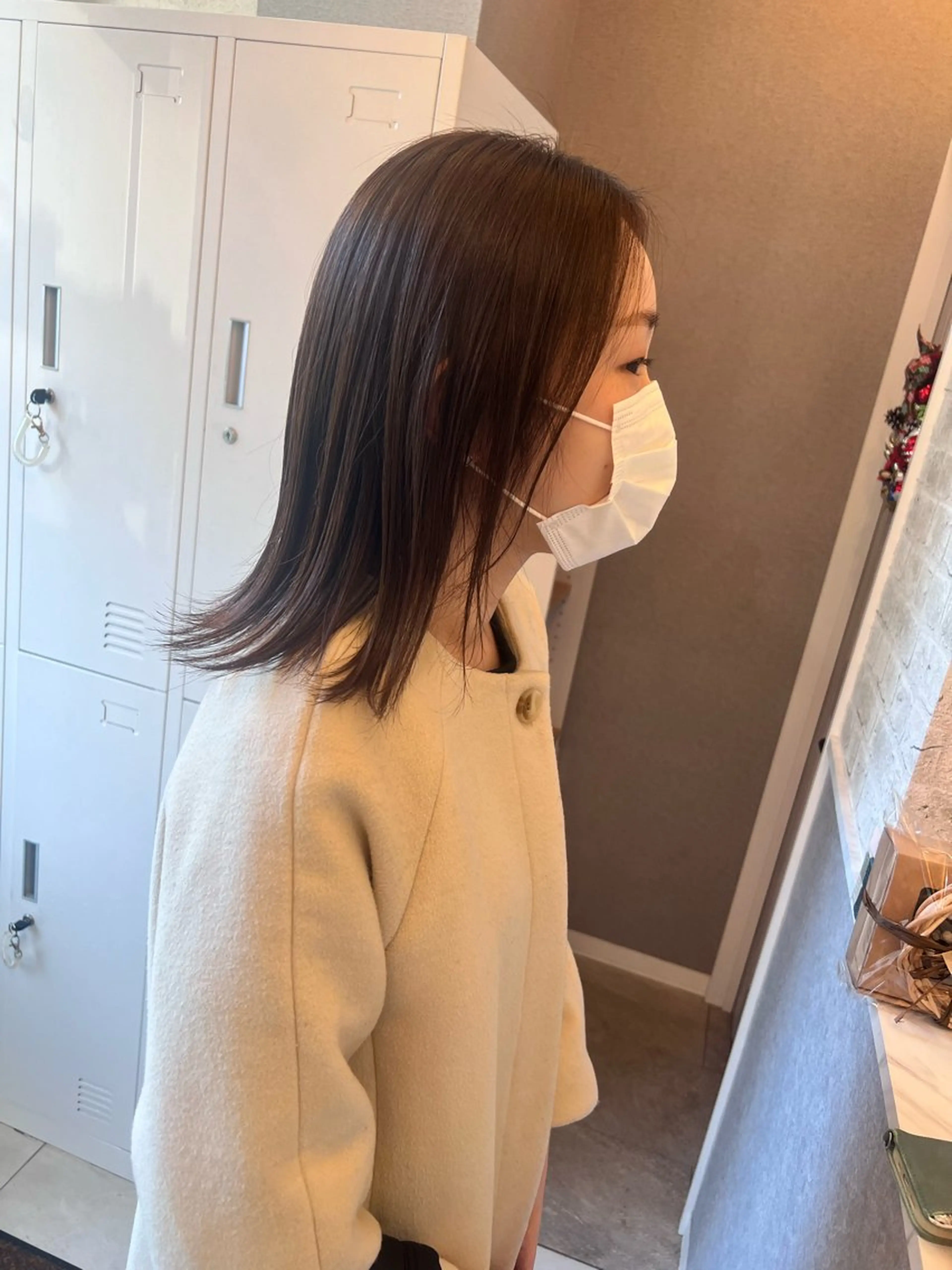 ミディアム カラー グレージュ 艶グレージュカラー 美髪特化美容師のヘアスタイル