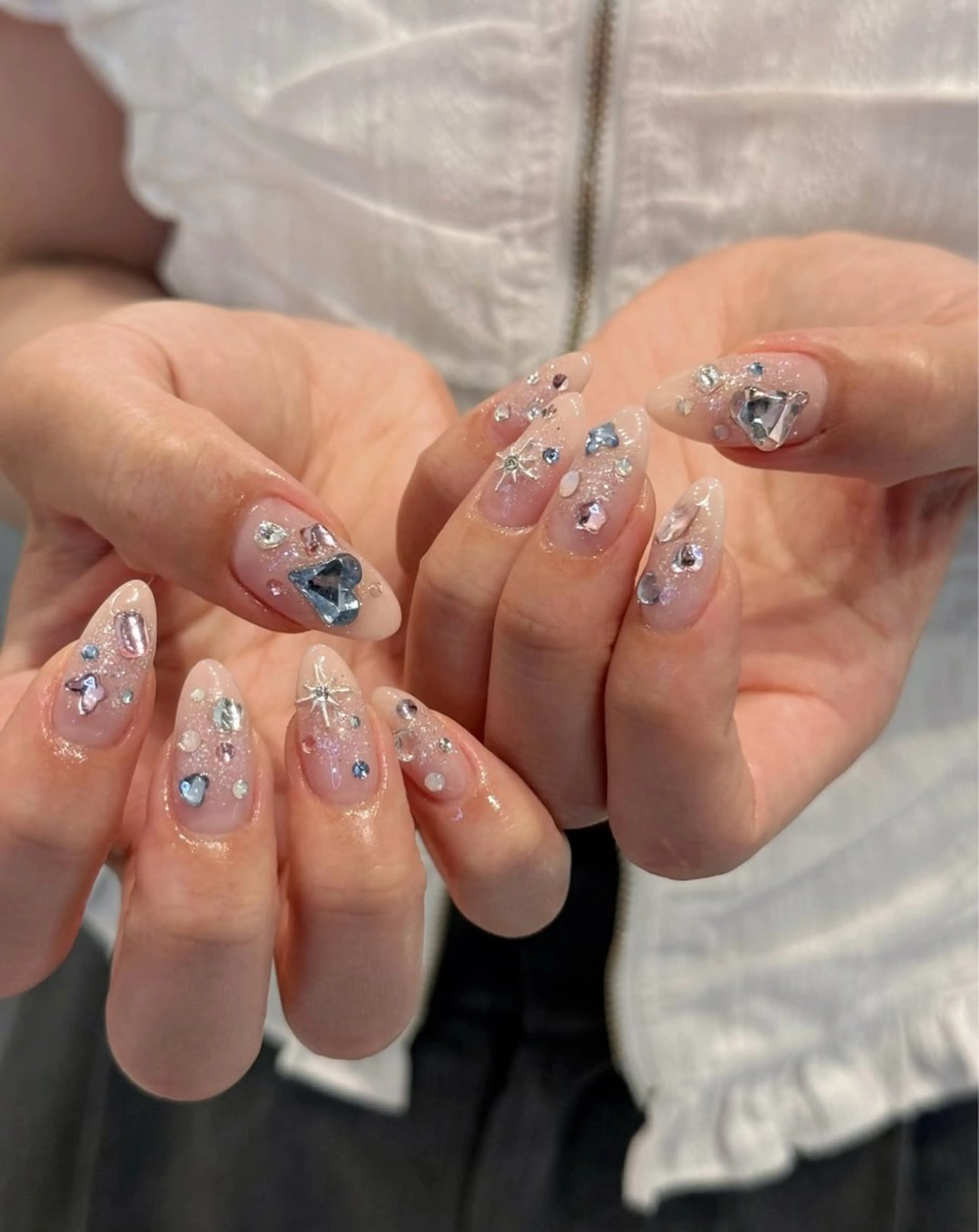 ネイル アートネイル フラワーネイル フレンチネイル ジェルネイル グラデーション ハンドネイル Ryunail所属・Ryu Nail NekoChanのネイルデザイン