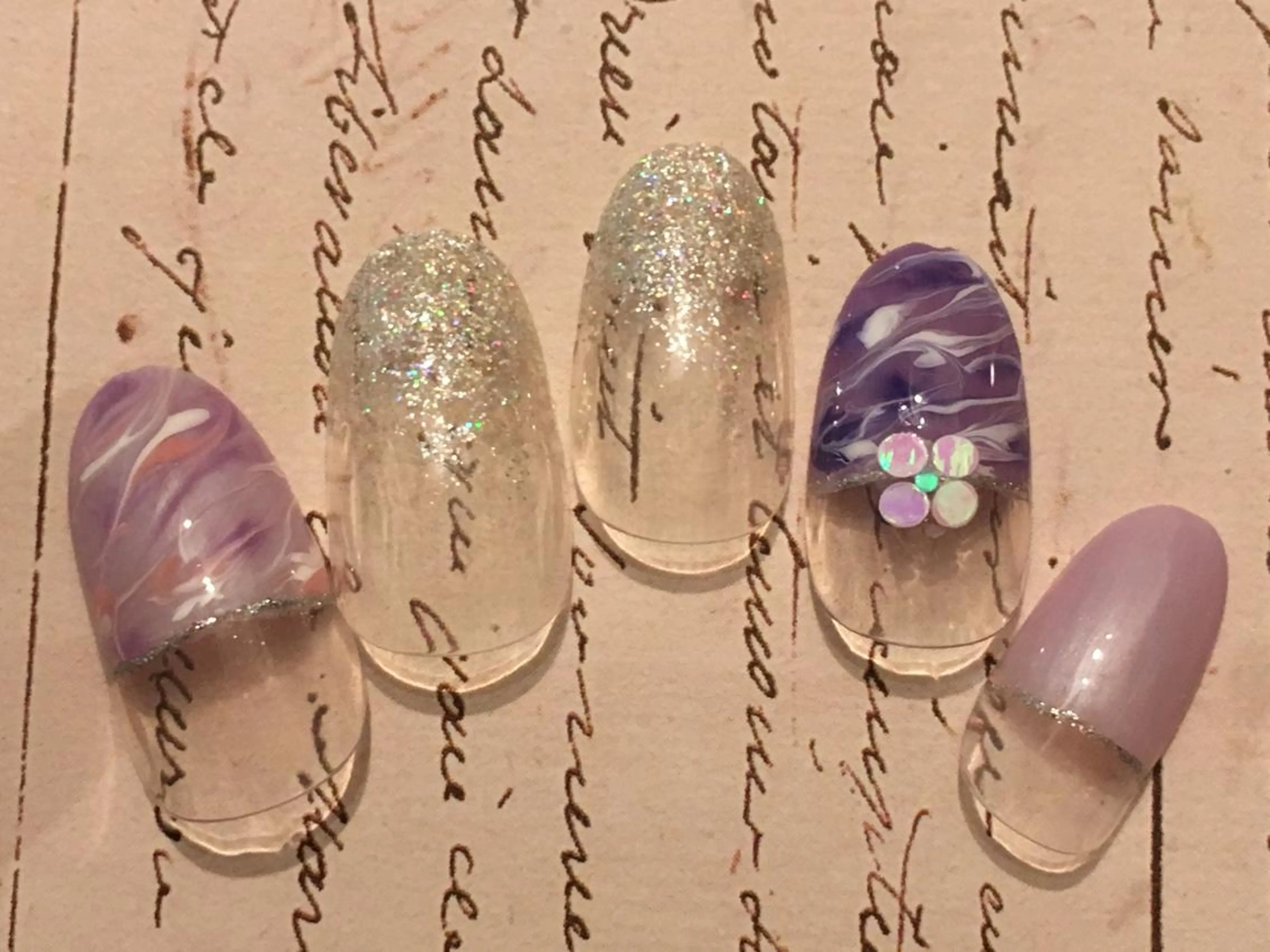 ネイル 古川 里美のネイルデザイン