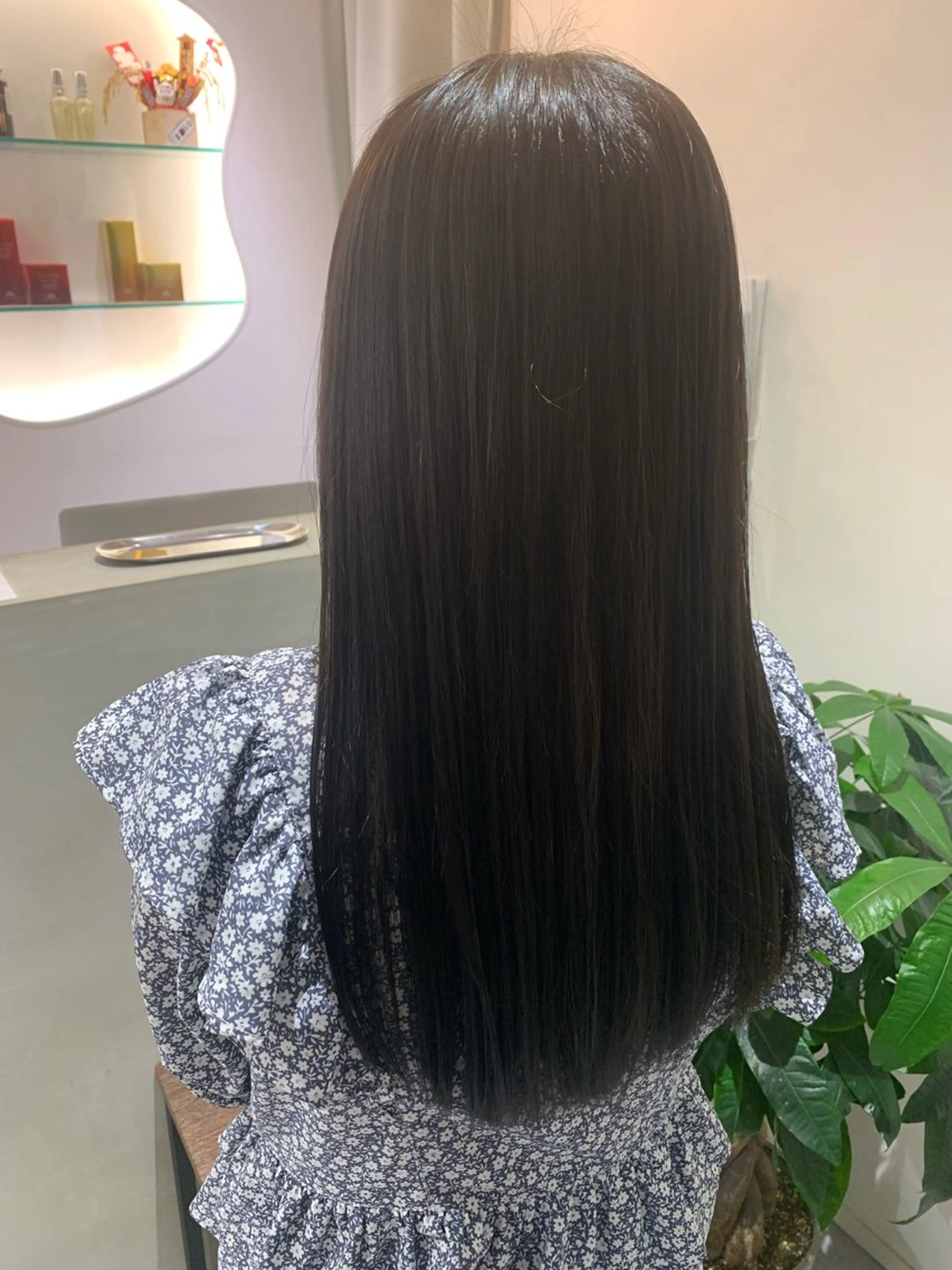 カラー lien所属・Akane lienのヘアスタイル